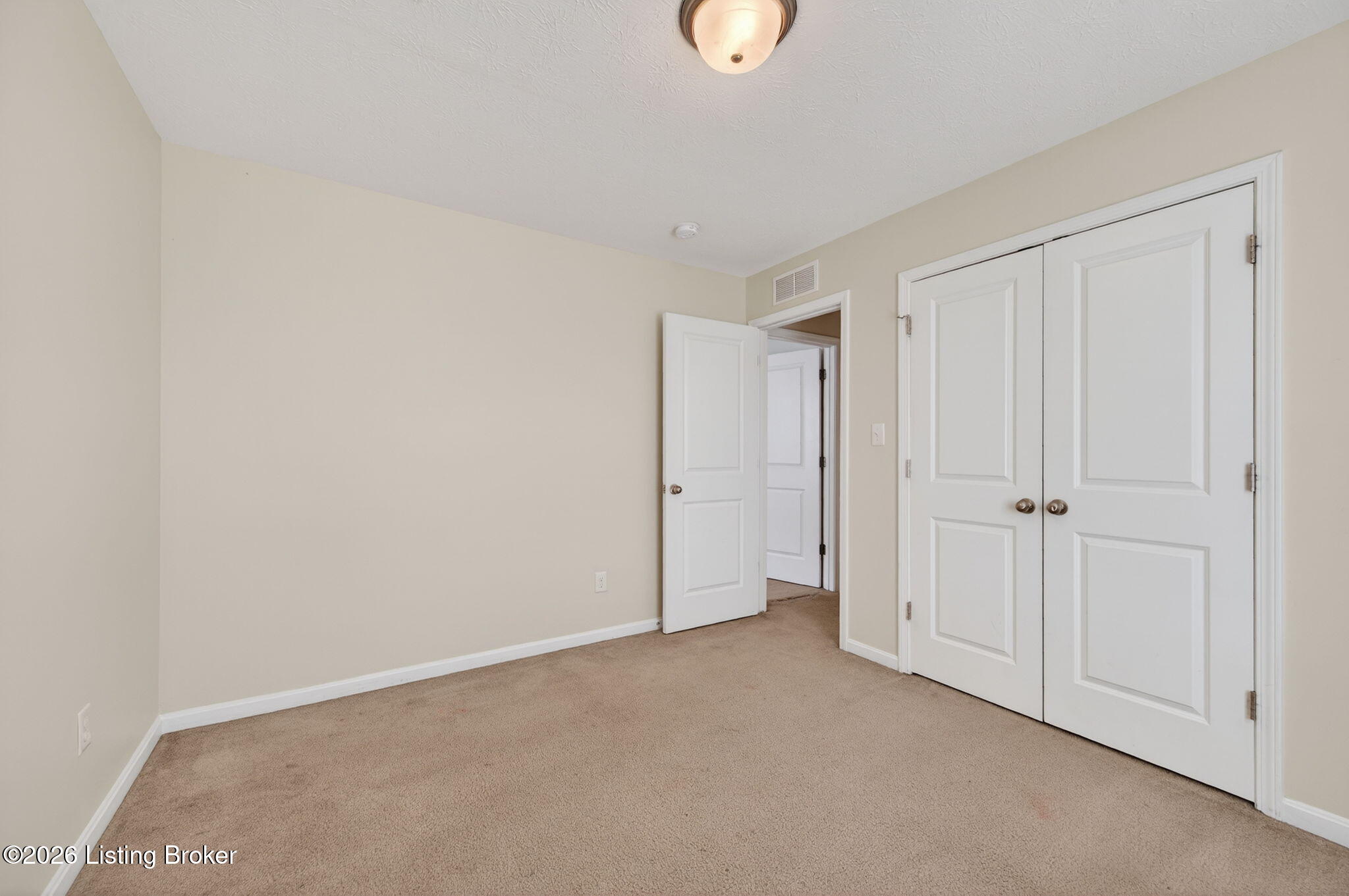 137 Spring Leaf Ct