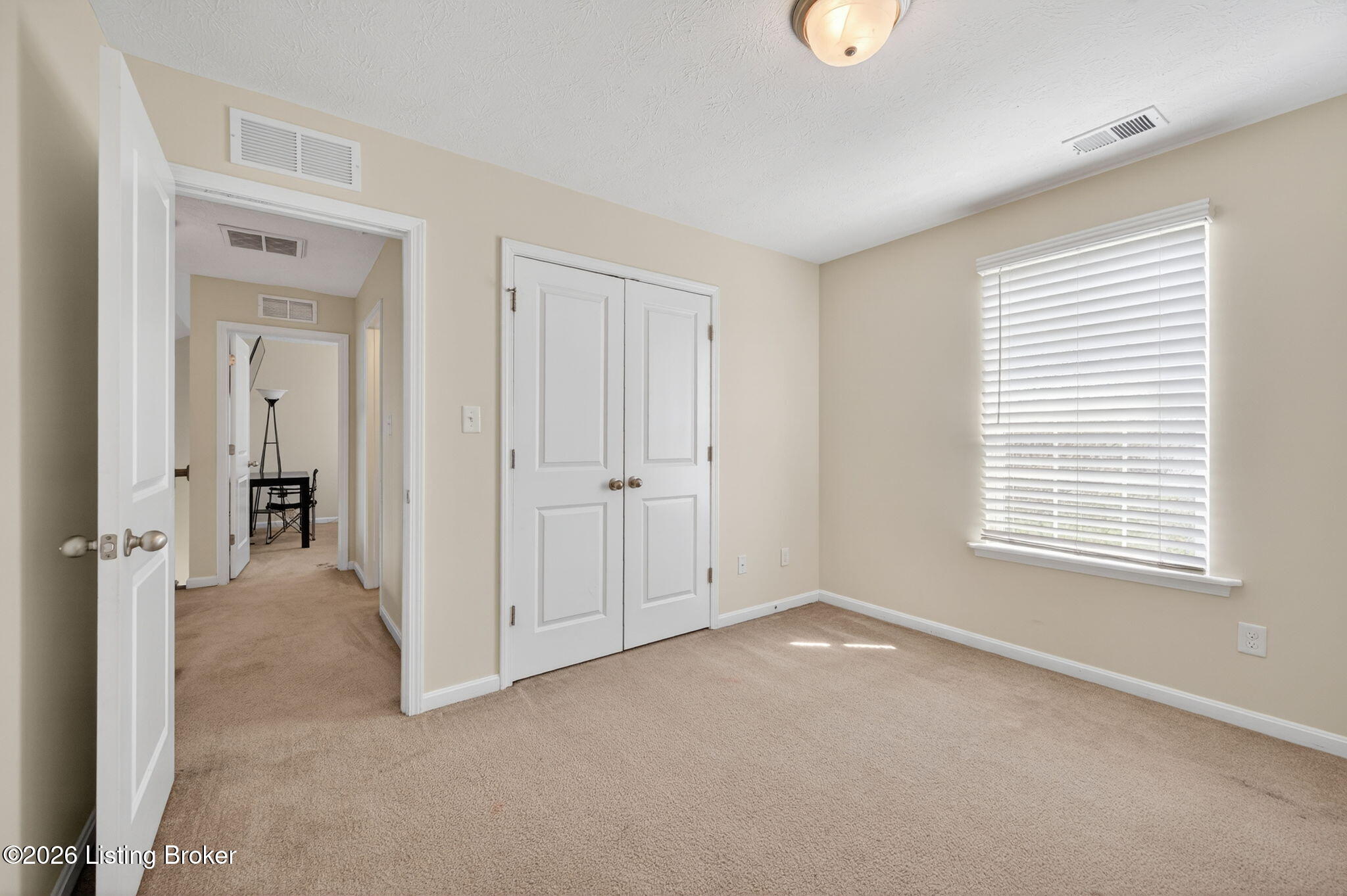 137 Spring Leaf Ct