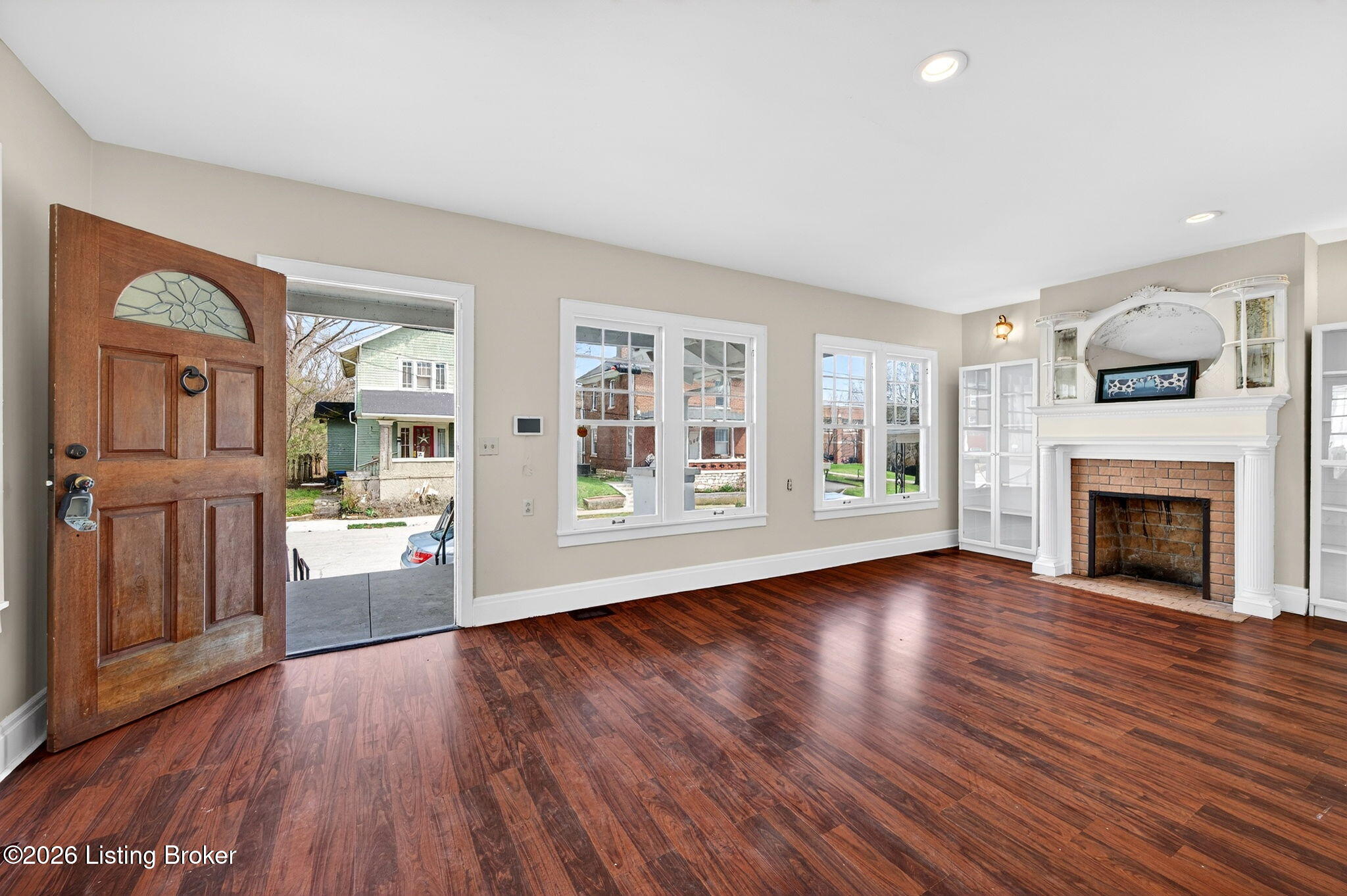 308 Steele St