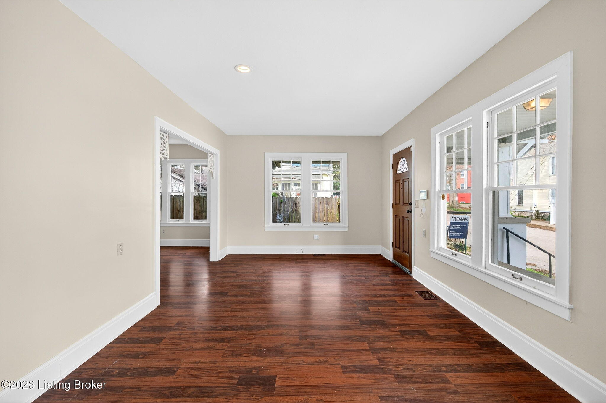 308 Steele St