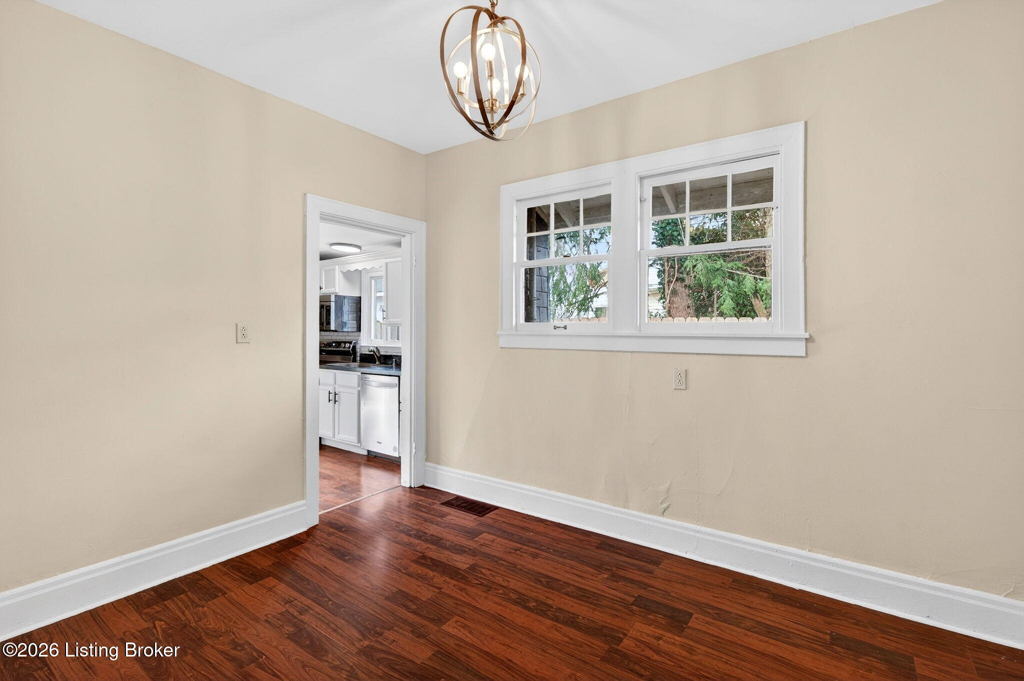 308 Steele St