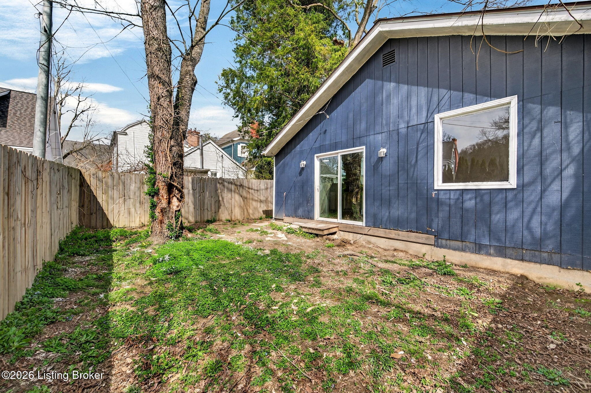 308 Steele St