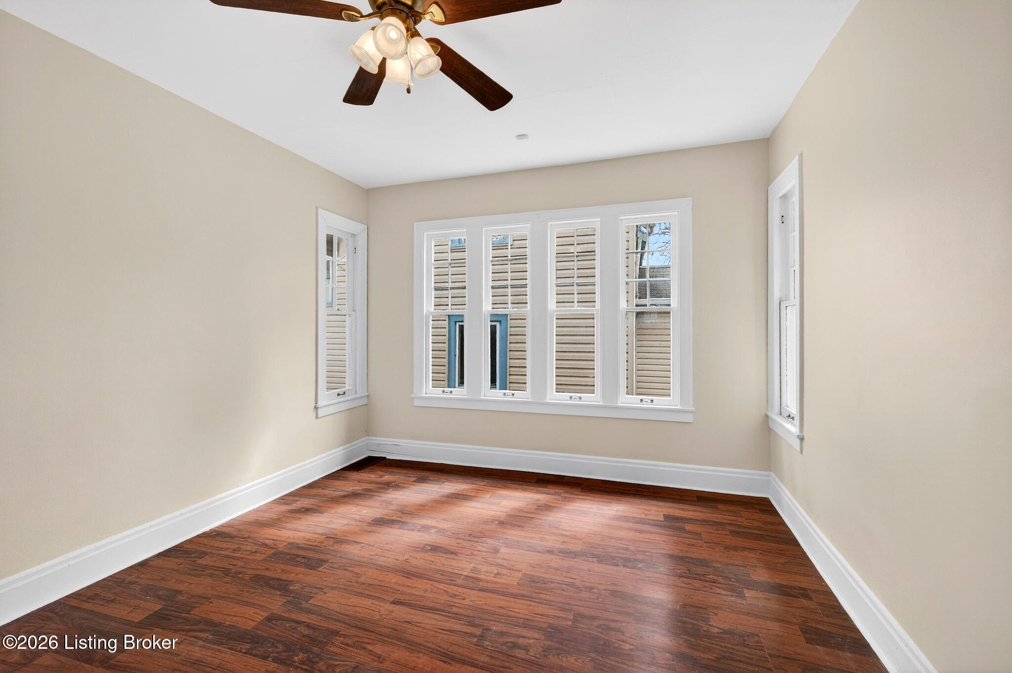 308 Steele St