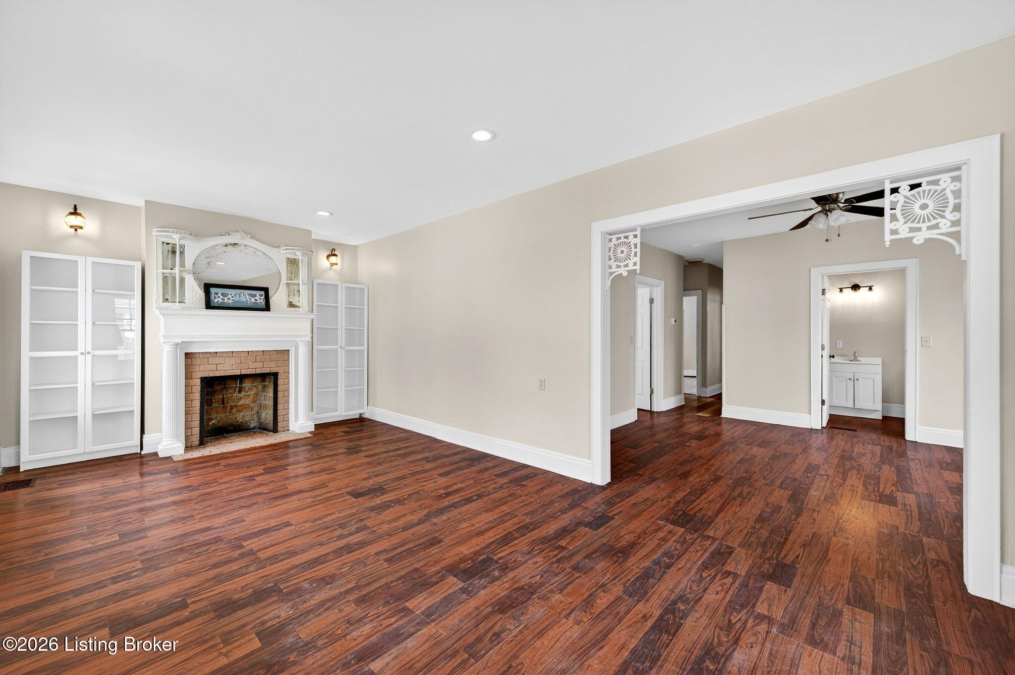 308 Steele St