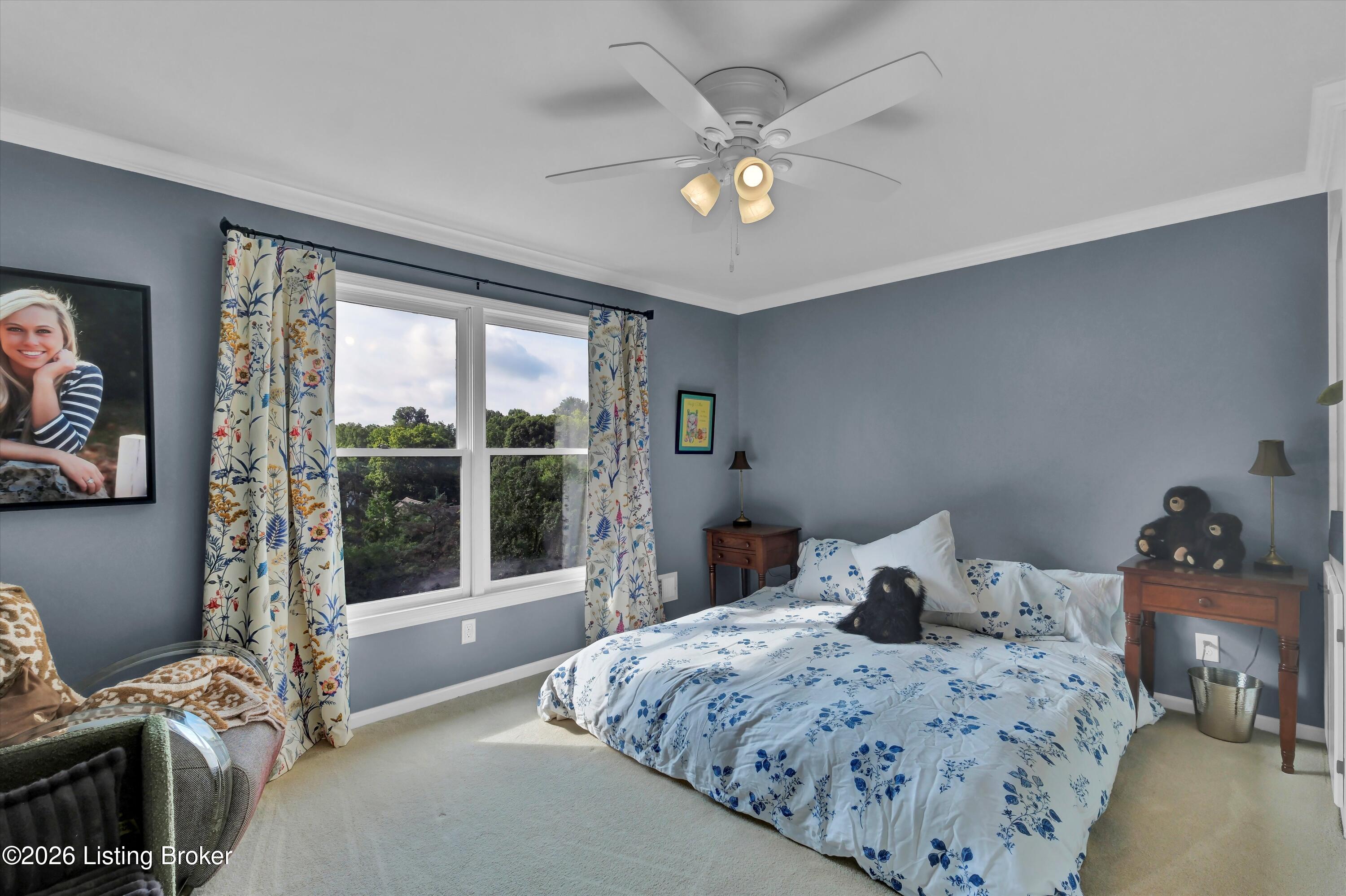 1104 Chamberlain Hill Rd