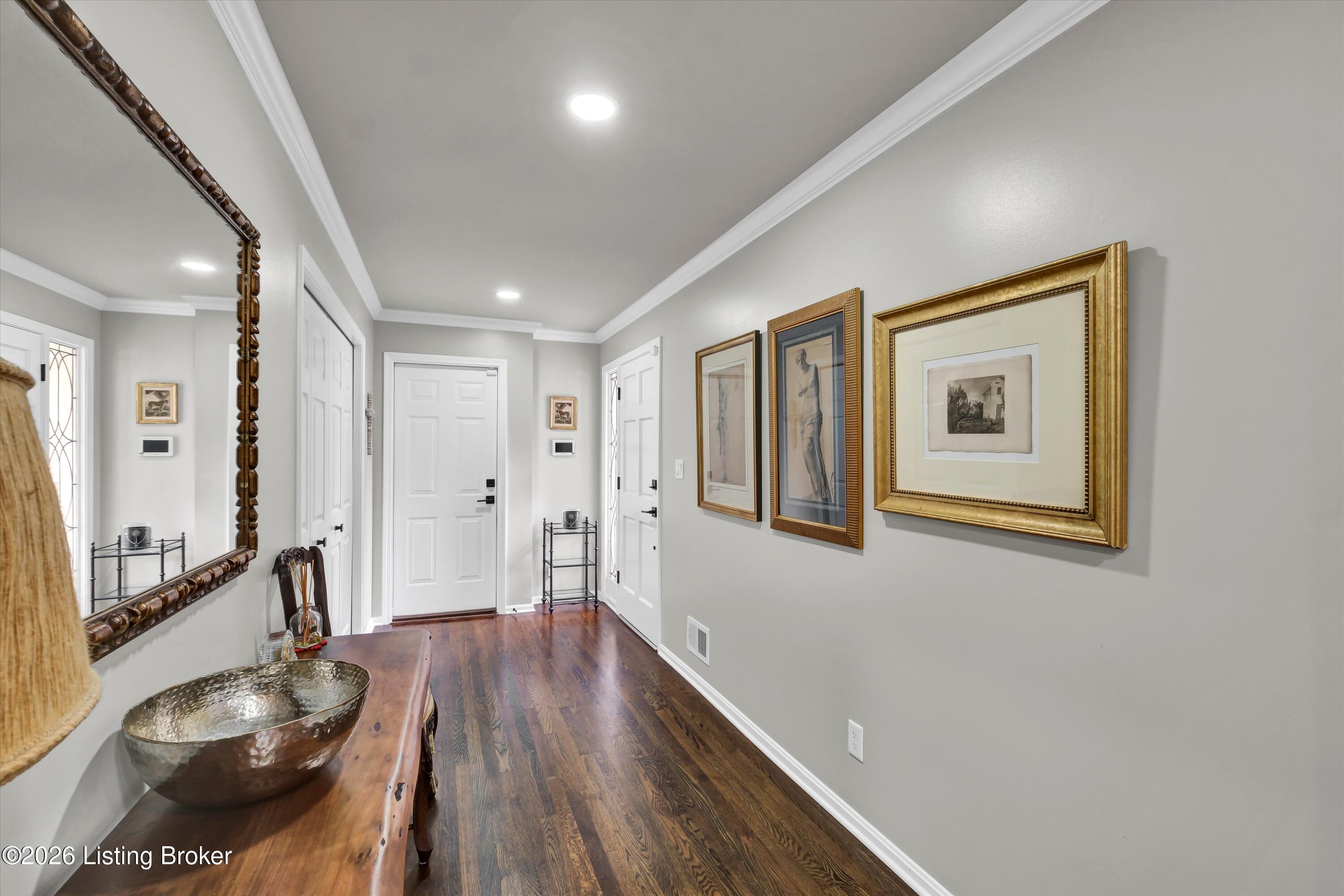 1104 Chamberlain Hill Rd