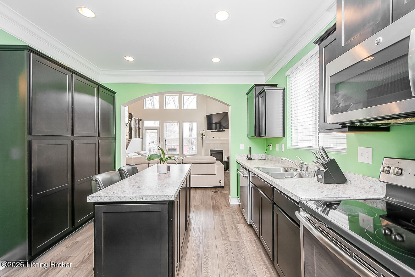 9921 Creek View Estates Dr