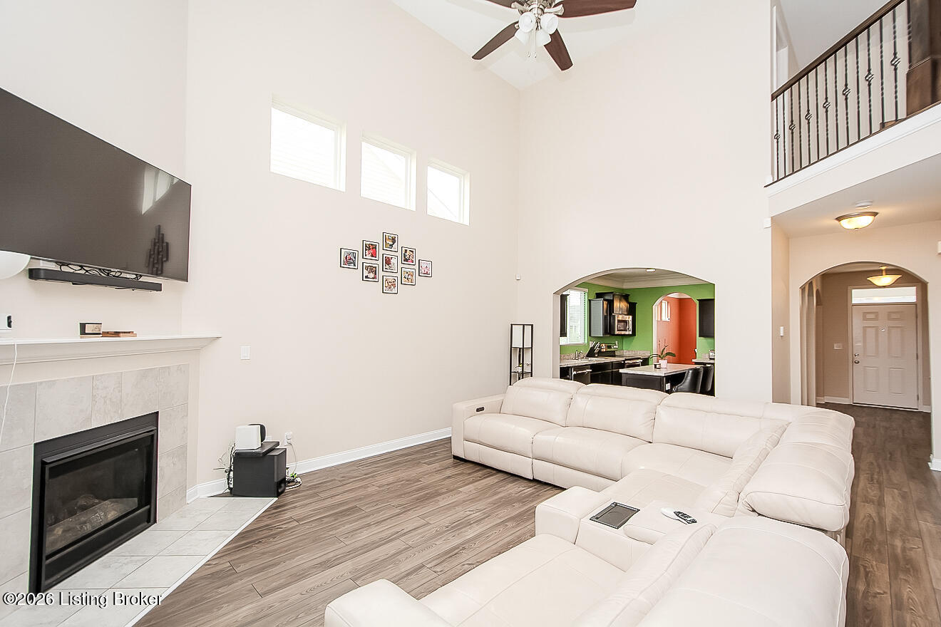 9921 Creek View Estates Dr