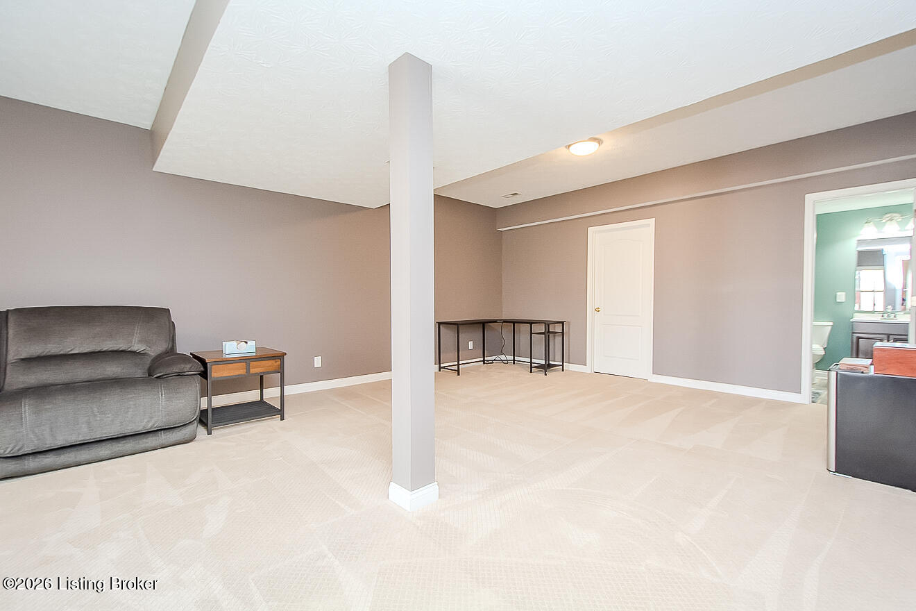 9921 Creek View Estates Dr