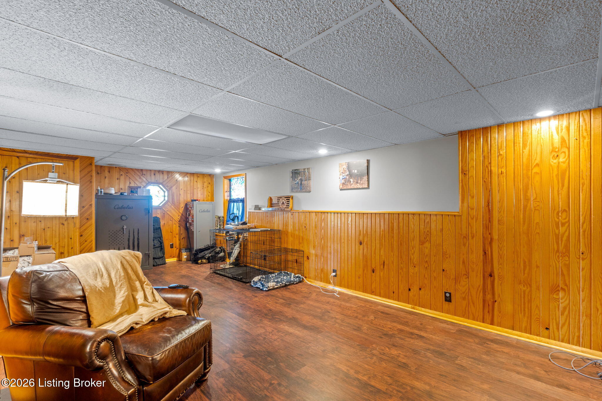96 Lisa Dr