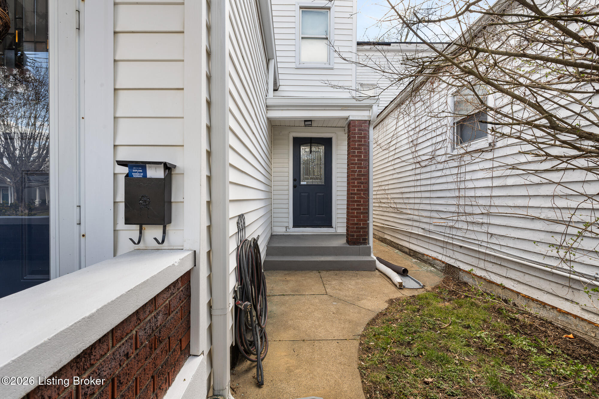 936 Ellison Ave