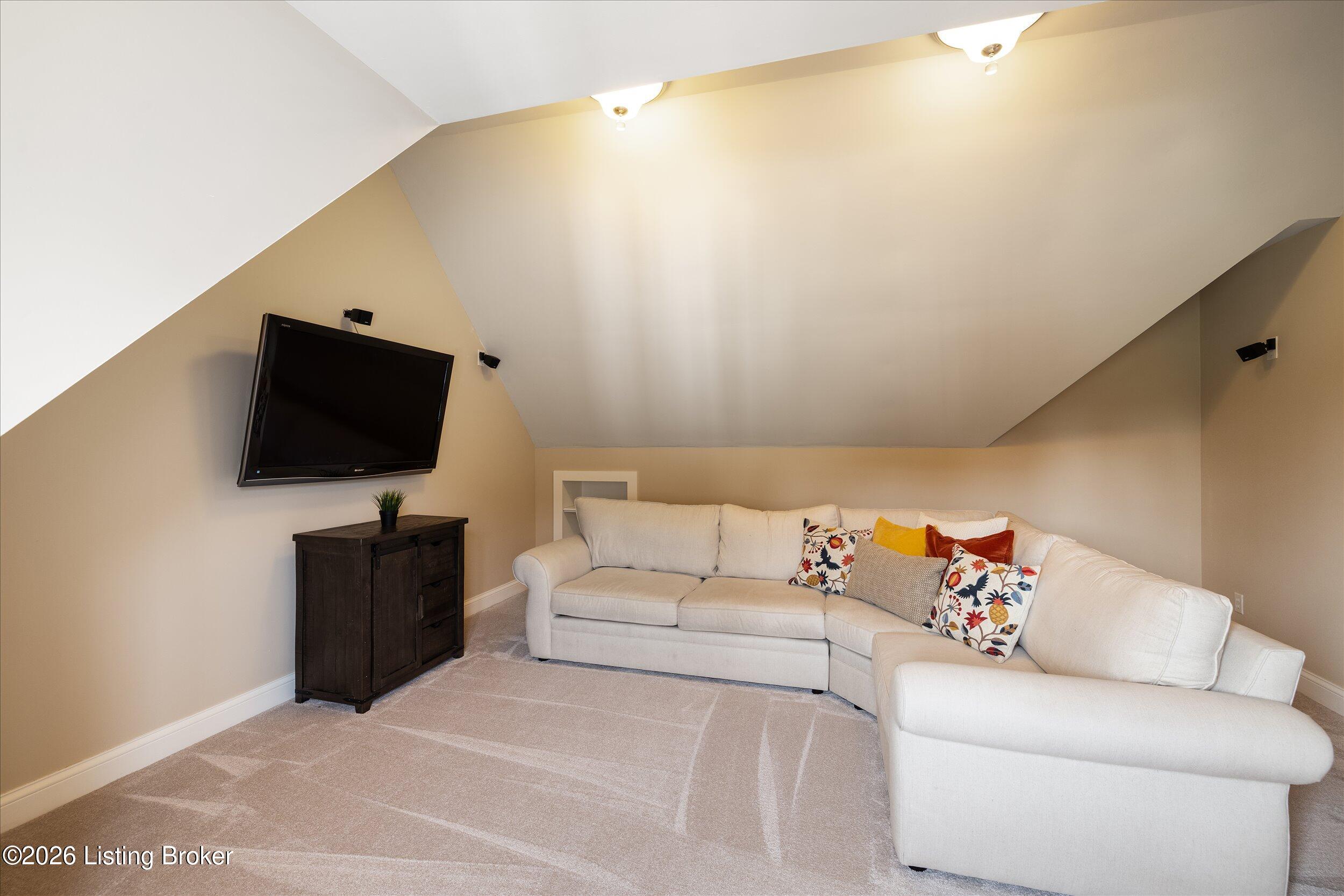 1408 Aaron Creek Dr