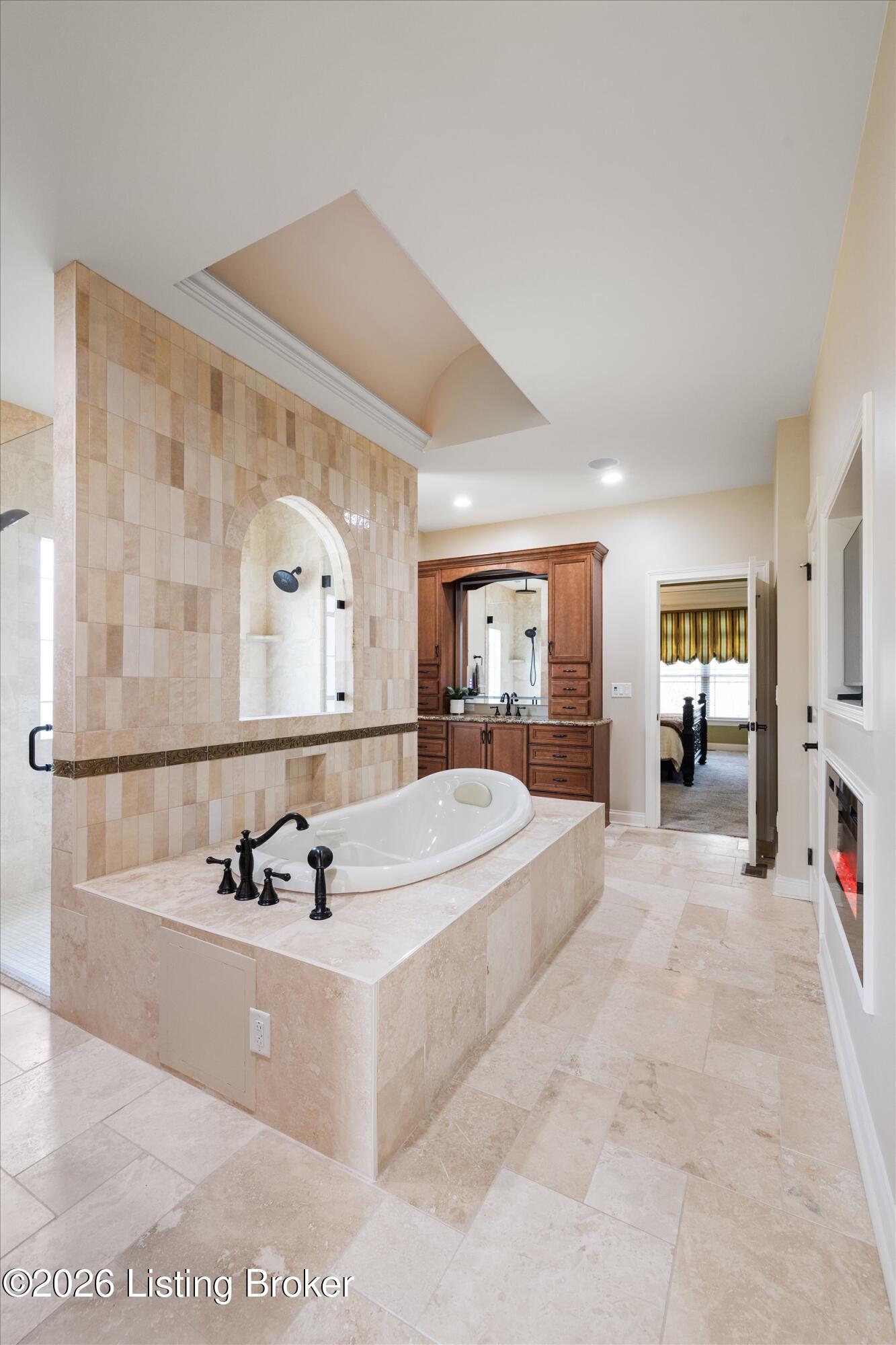 1408 Aaron Creek Dr