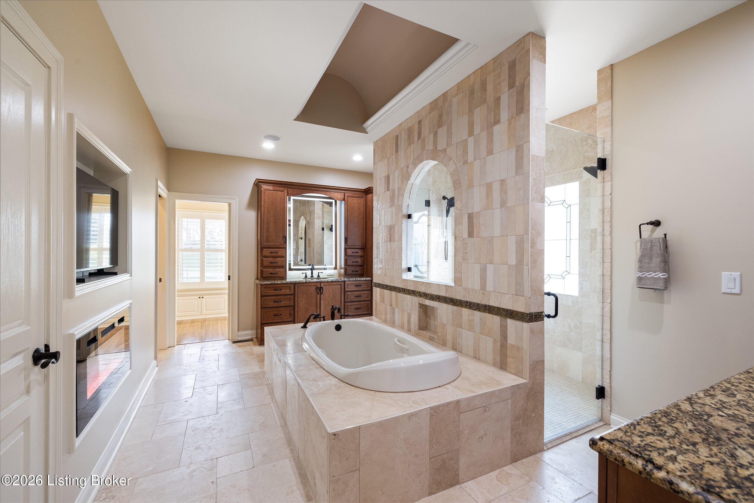 1408 Aaron Creek Dr