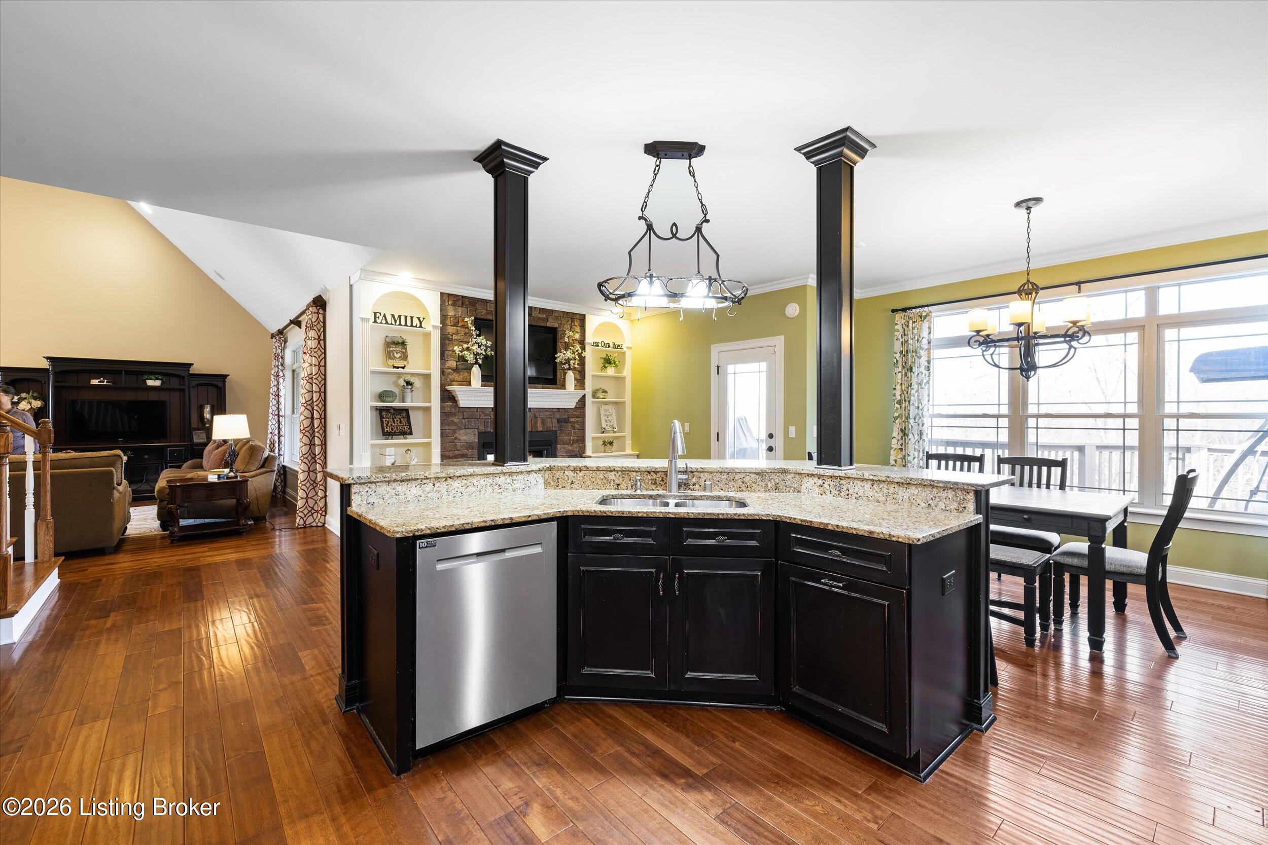 1408 Aaron Creek Dr