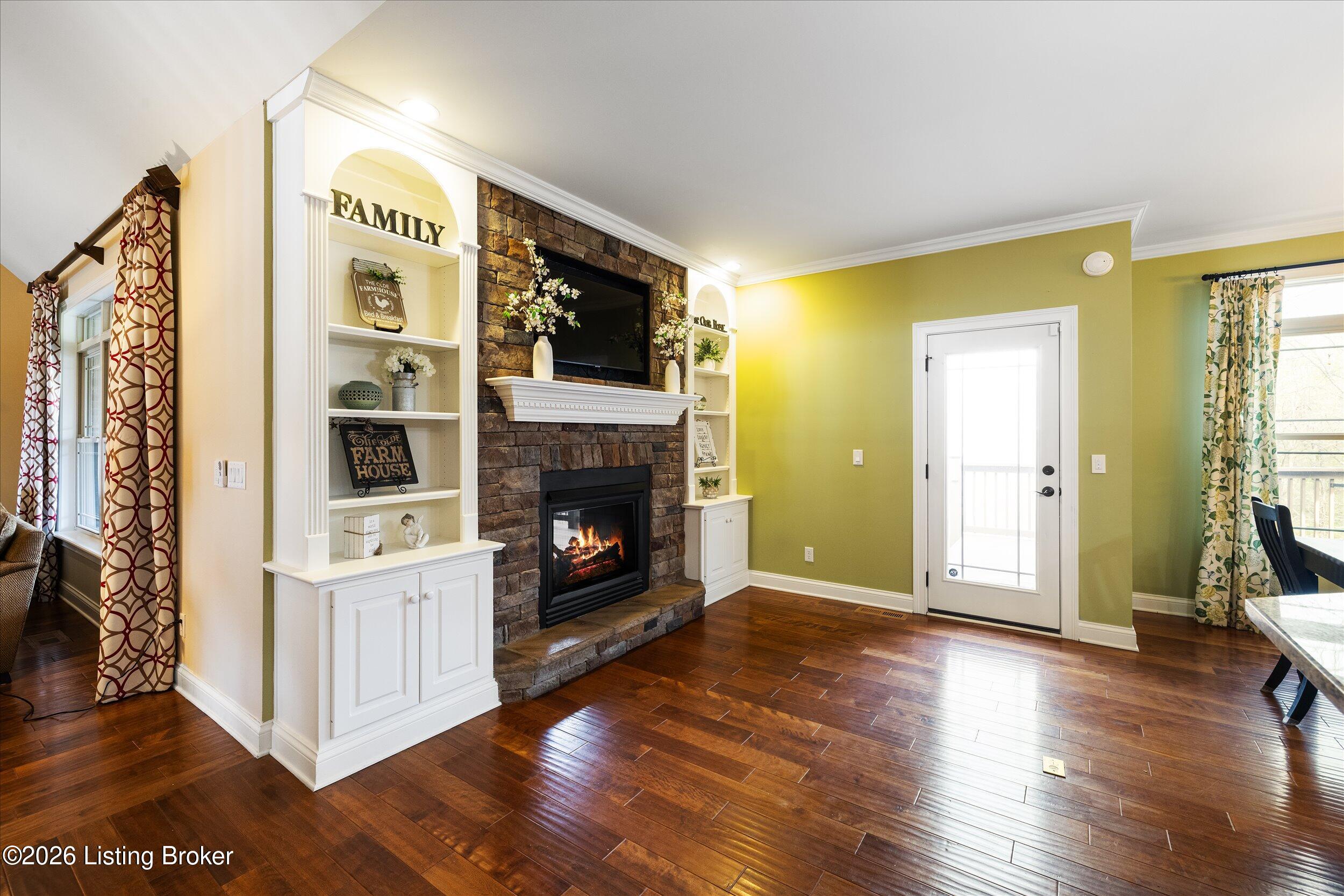 1408 Aaron Creek Dr
