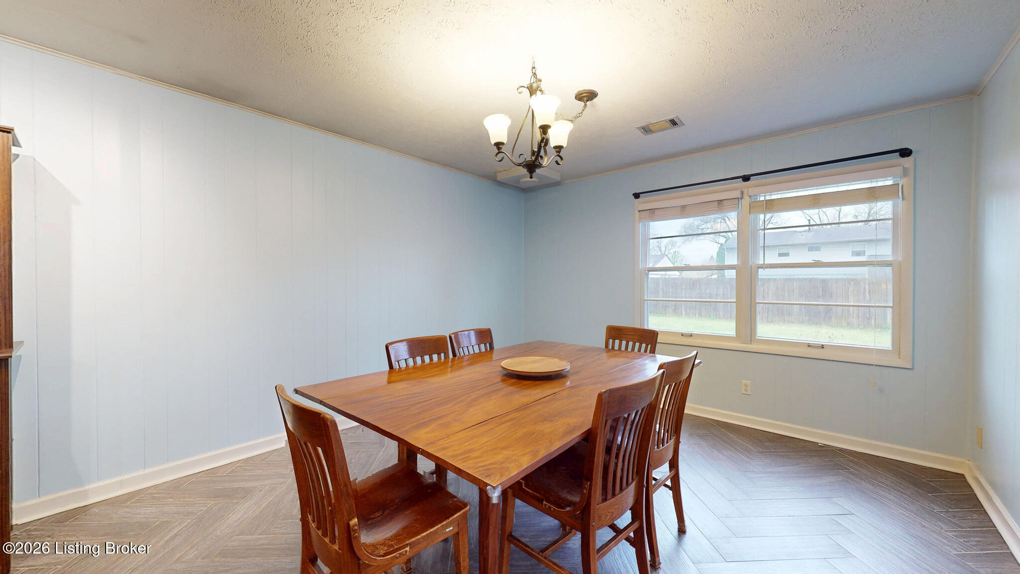 1812 The Meadow Rd