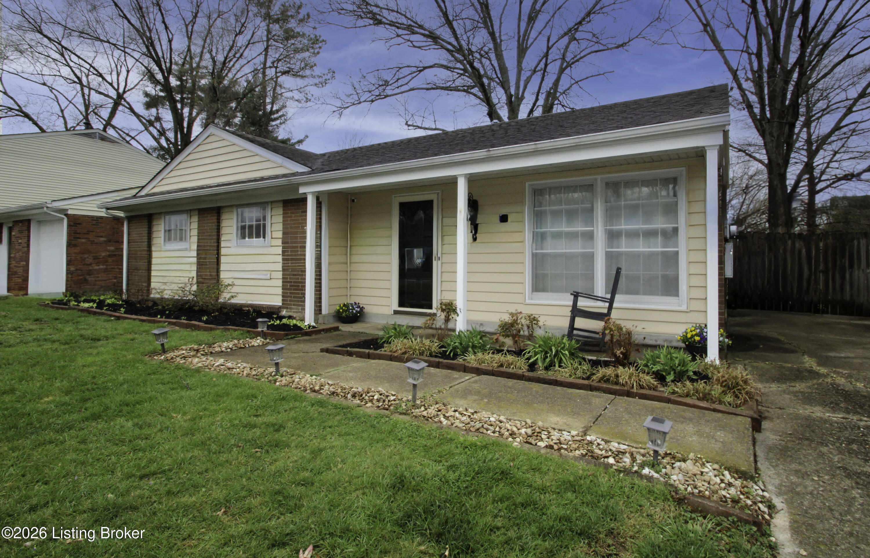 1812 The Meadow Rd