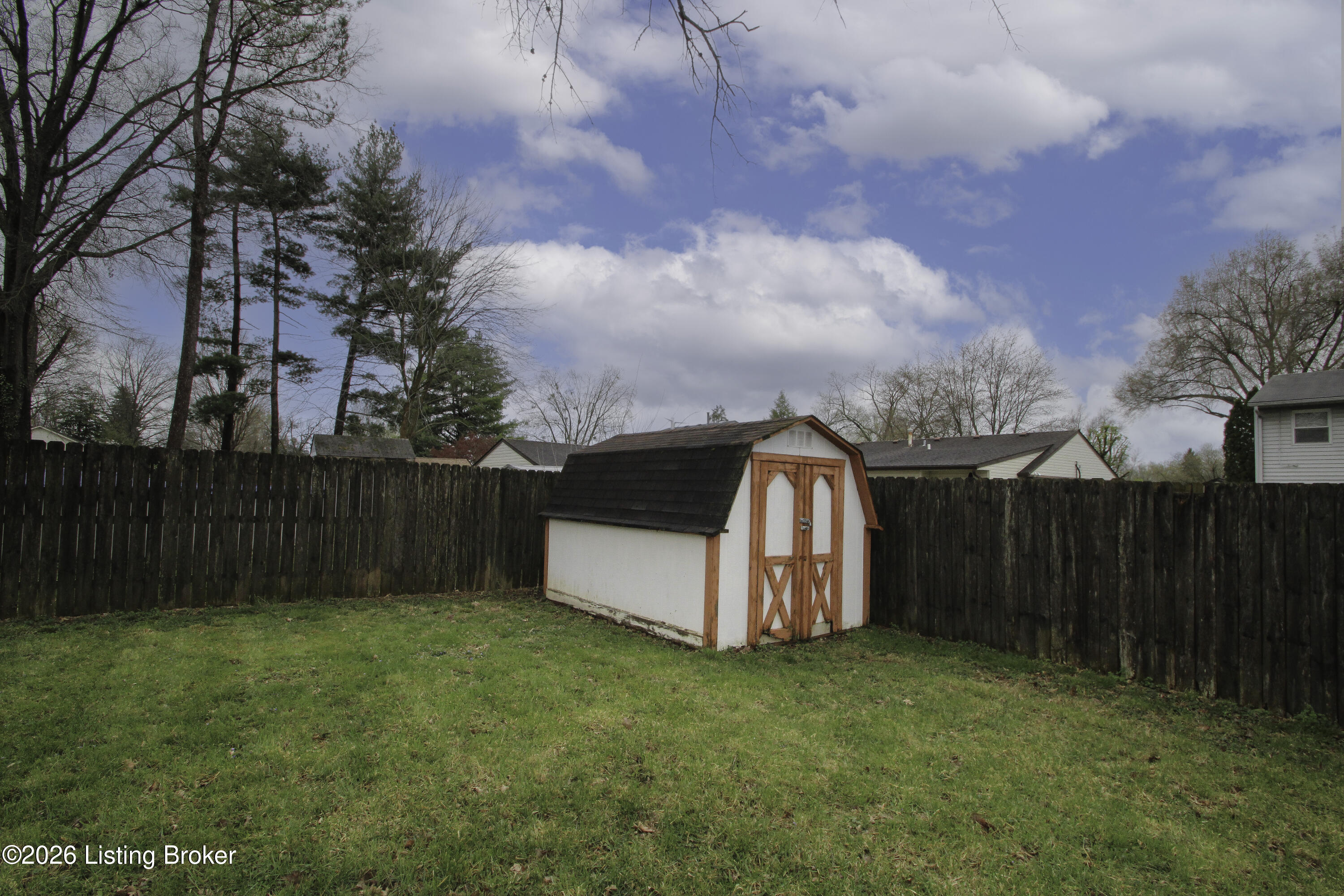 1812 The Meadow Rd