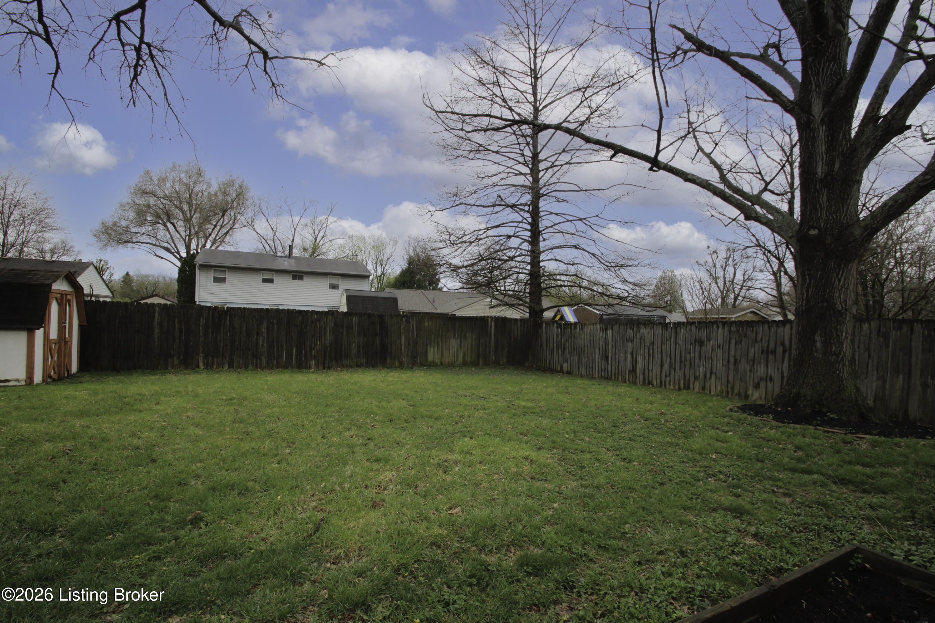 1812 The Meadow Rd