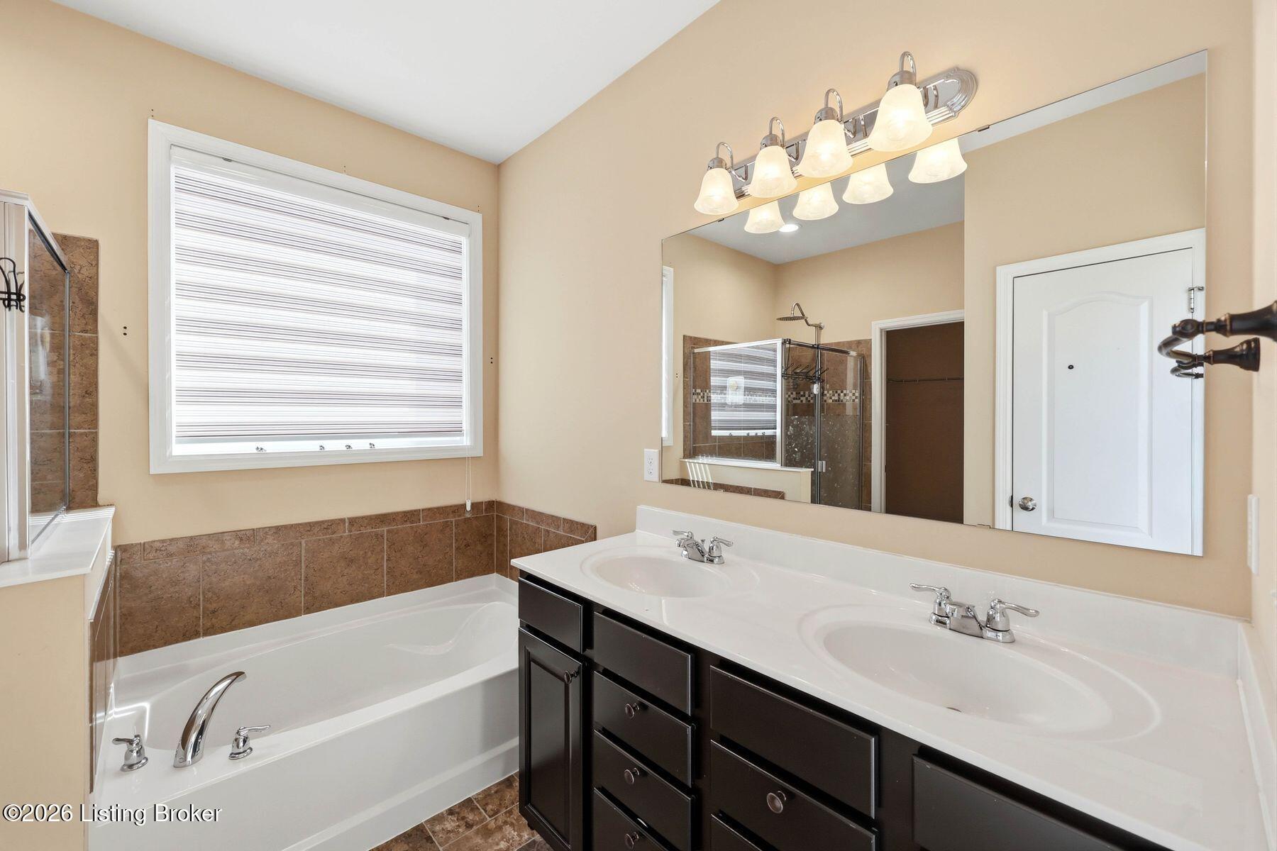 17107 Creek Vista Ct