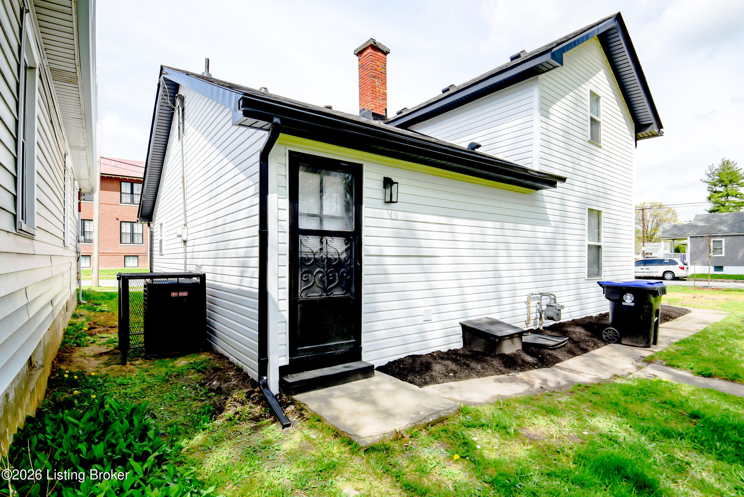 1446 Camden Ave