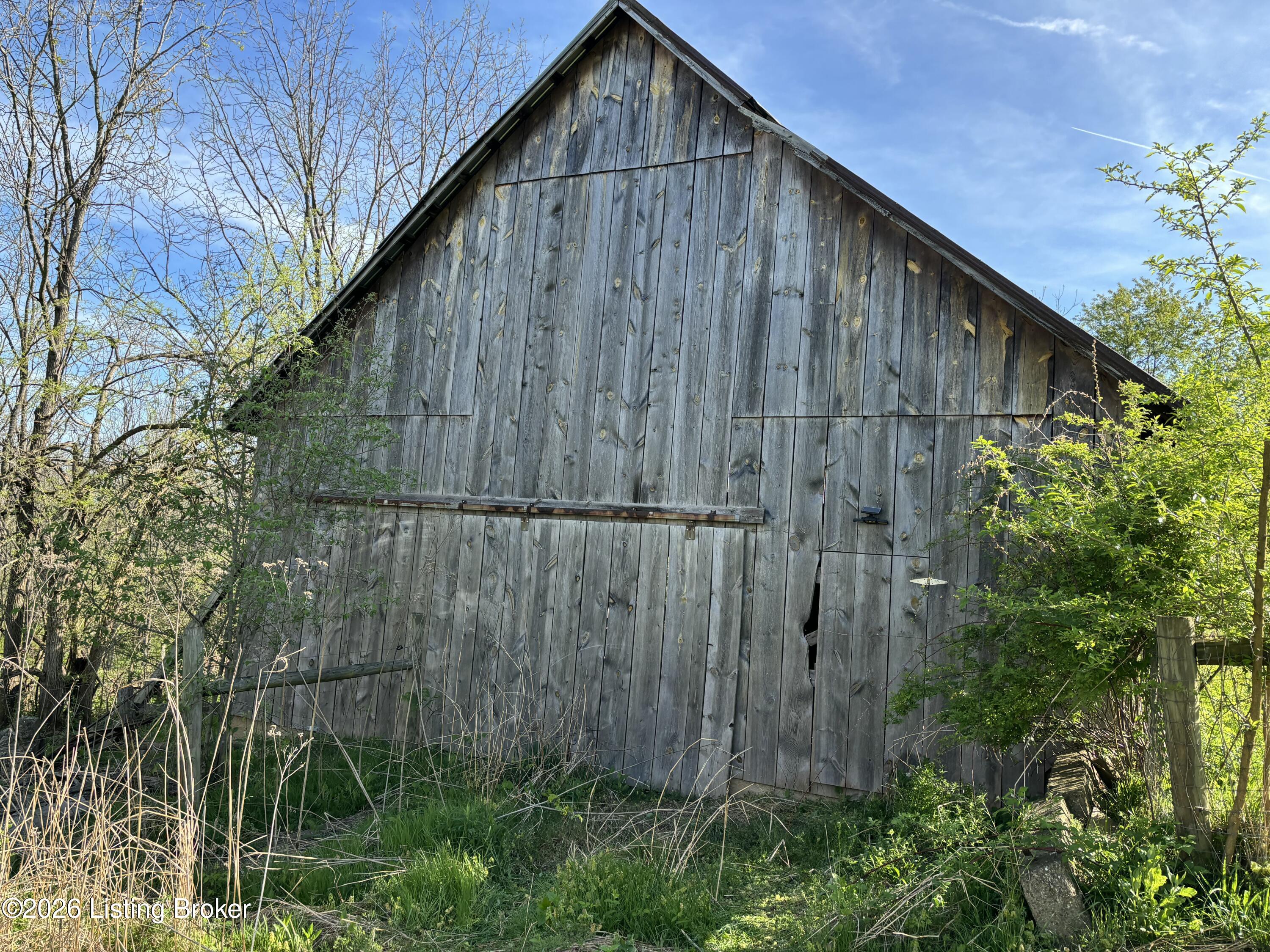 101 Frontage Rd