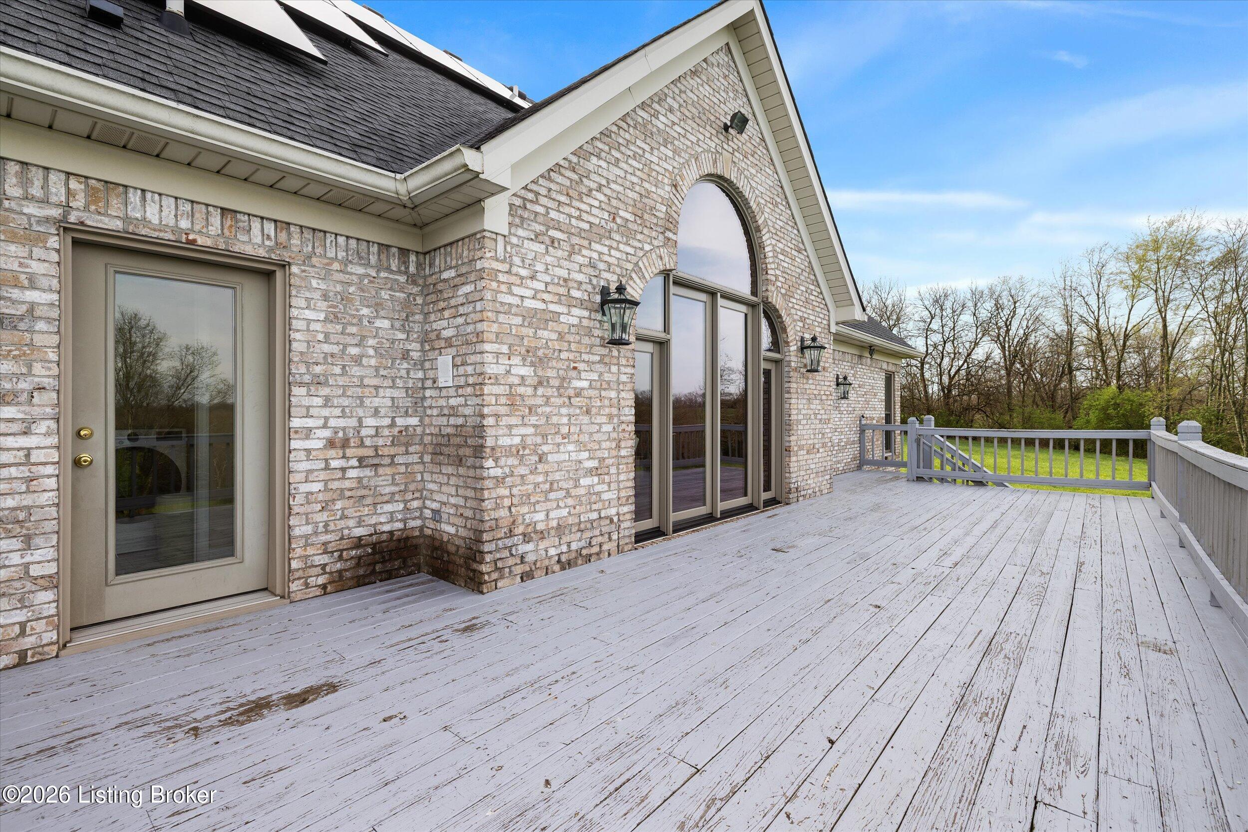 101 Frontage Rd