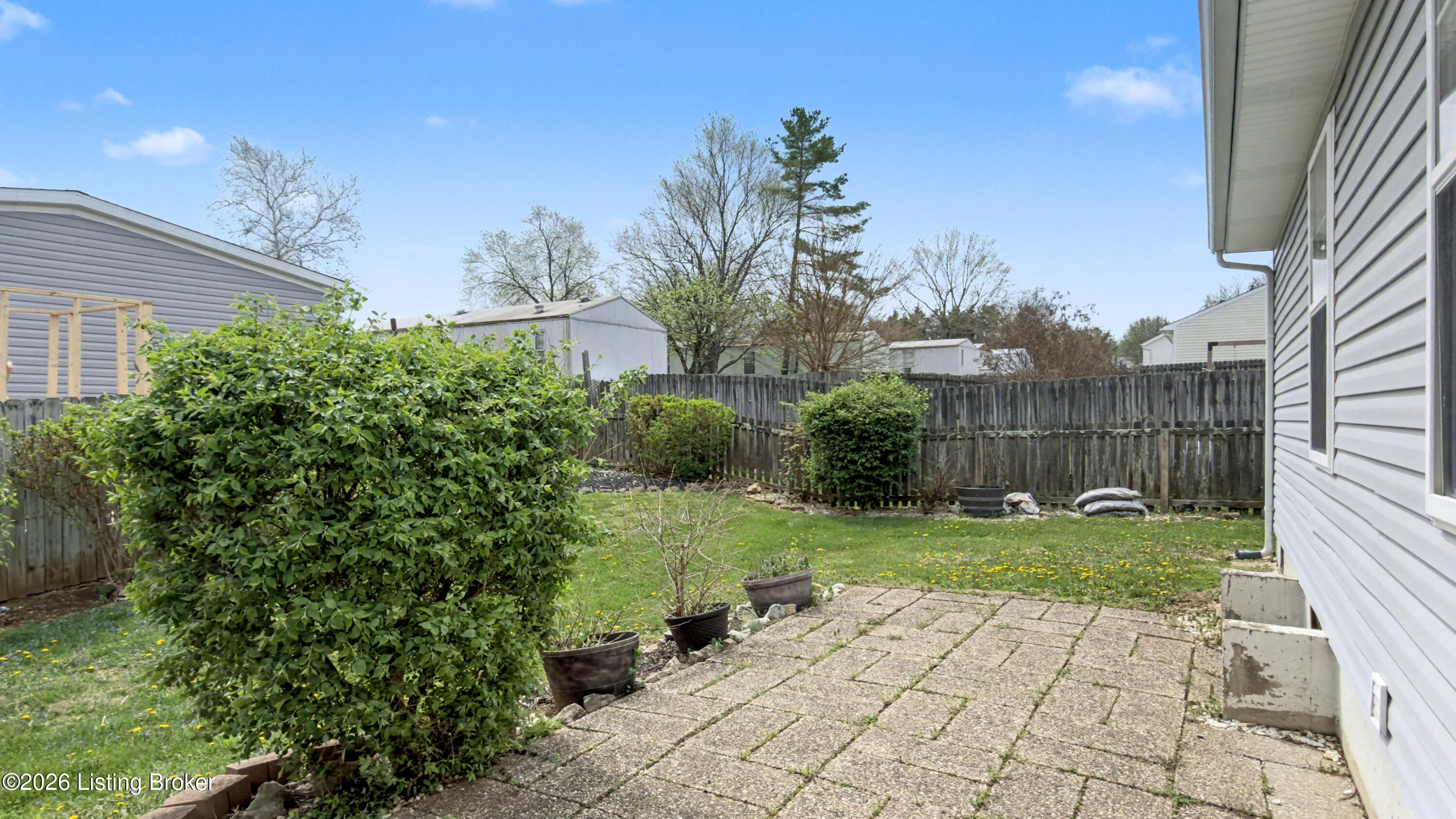 1218 Cedar Springs Pkwy