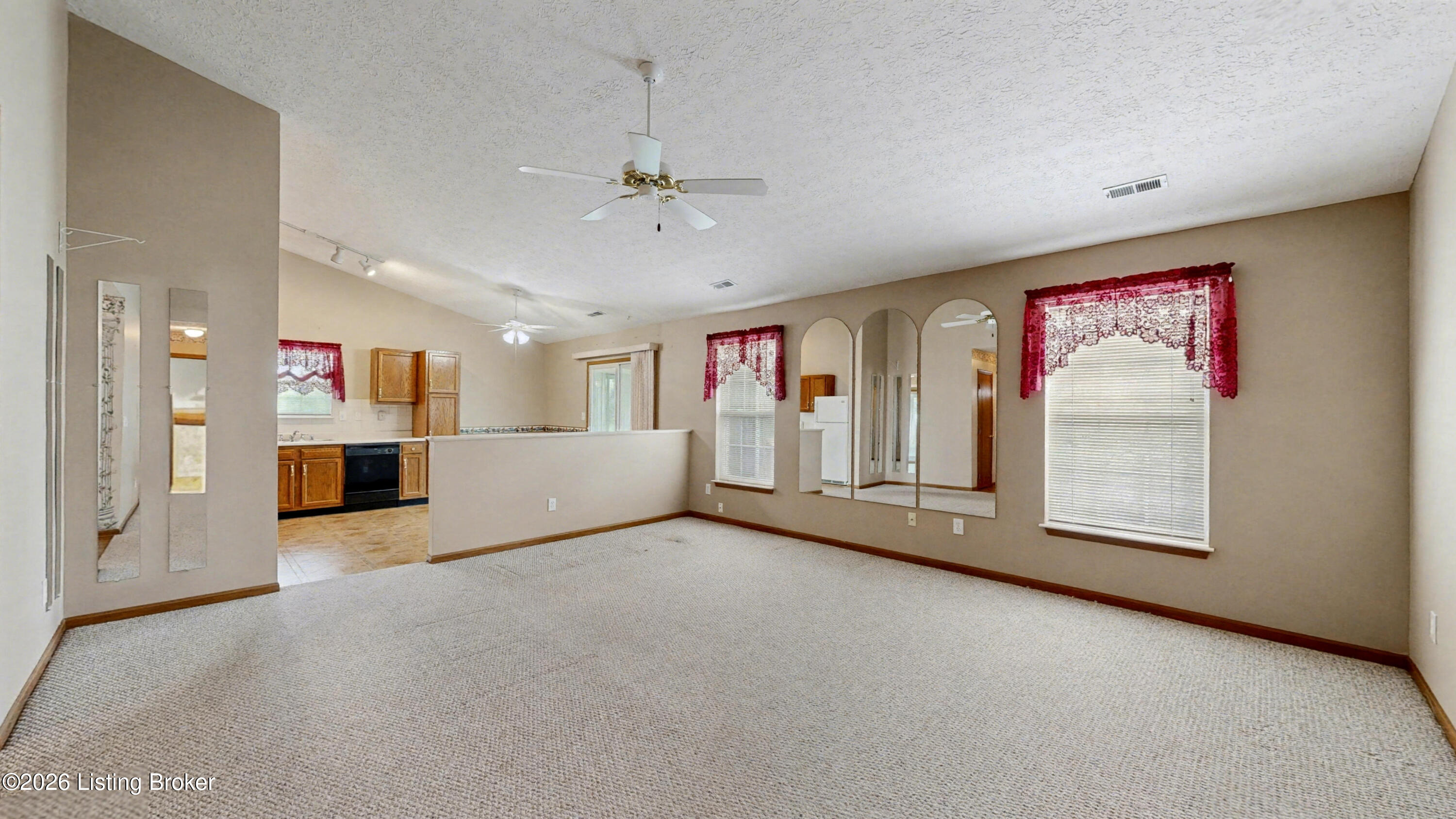 1218 Cedar Springs Pkwy
