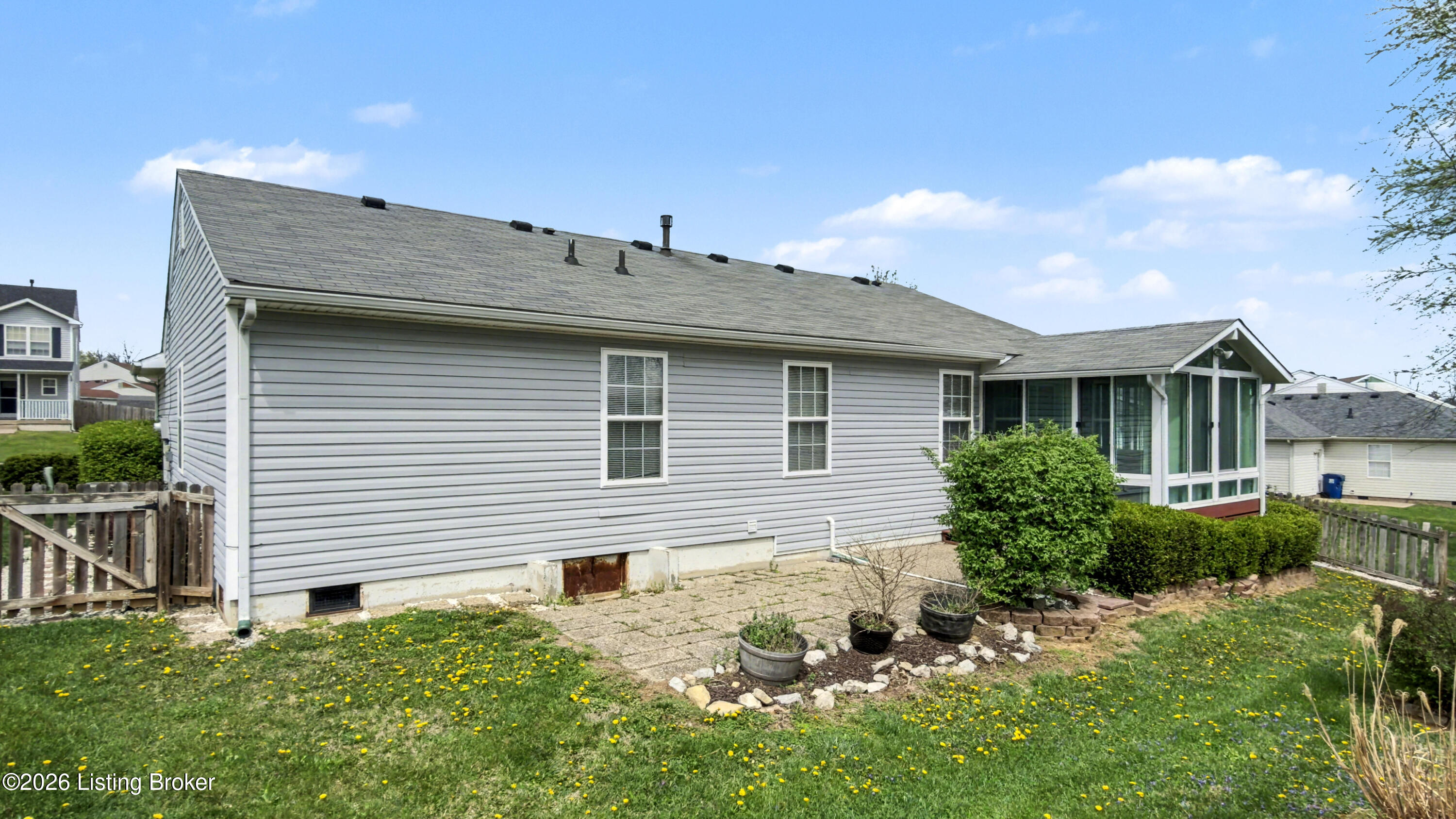 1218 Cedar Springs Pkwy
