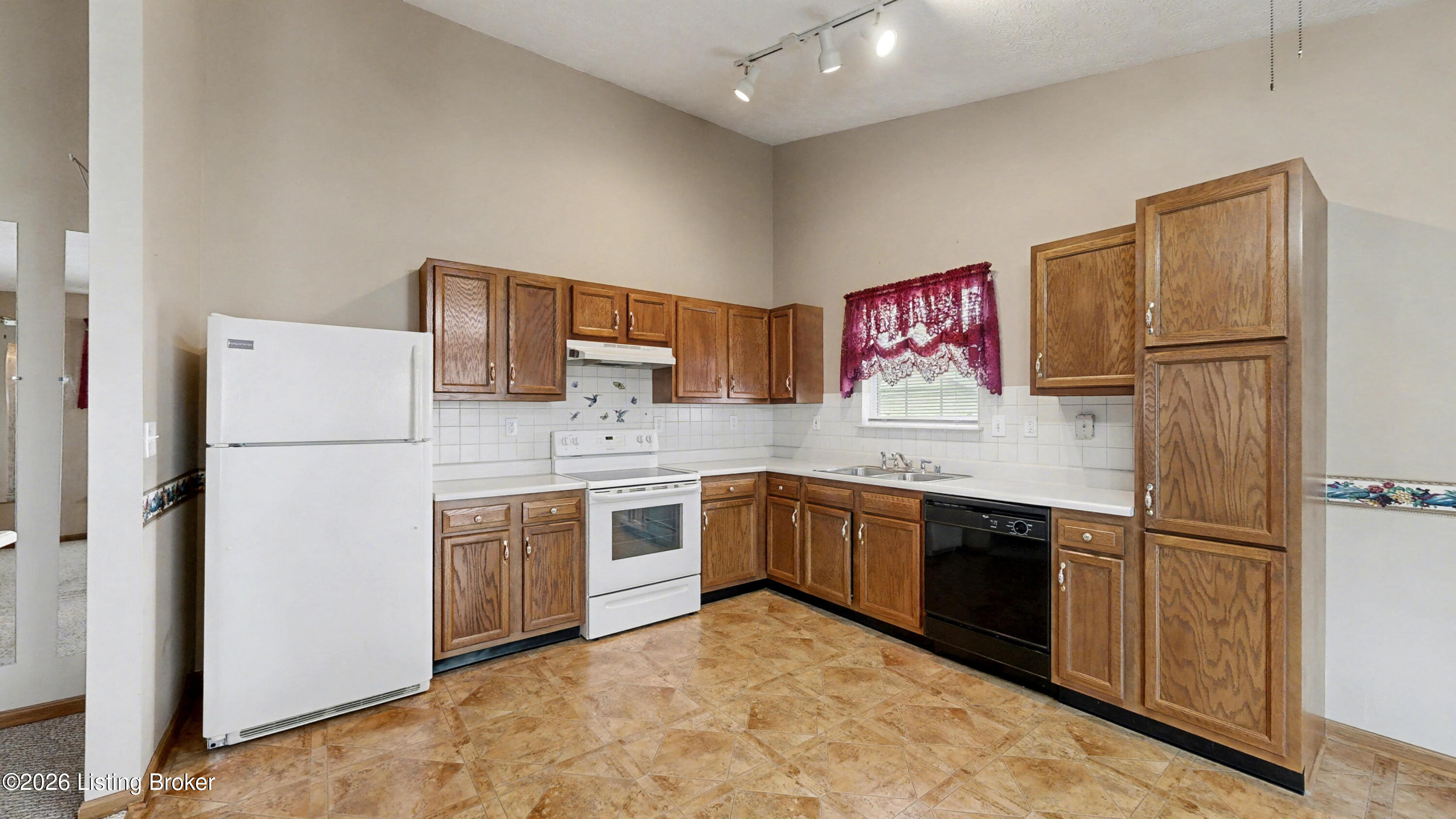 1218 Cedar Springs Pkwy