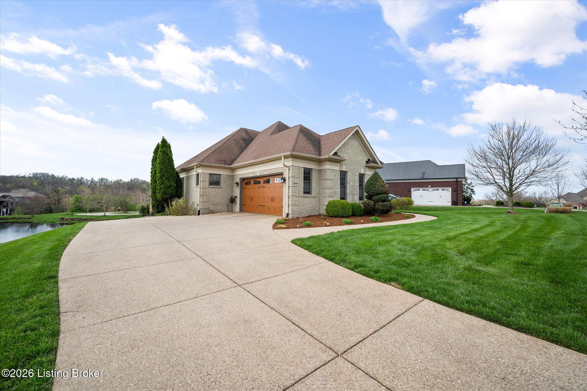 16904 Shakes Creek Dr