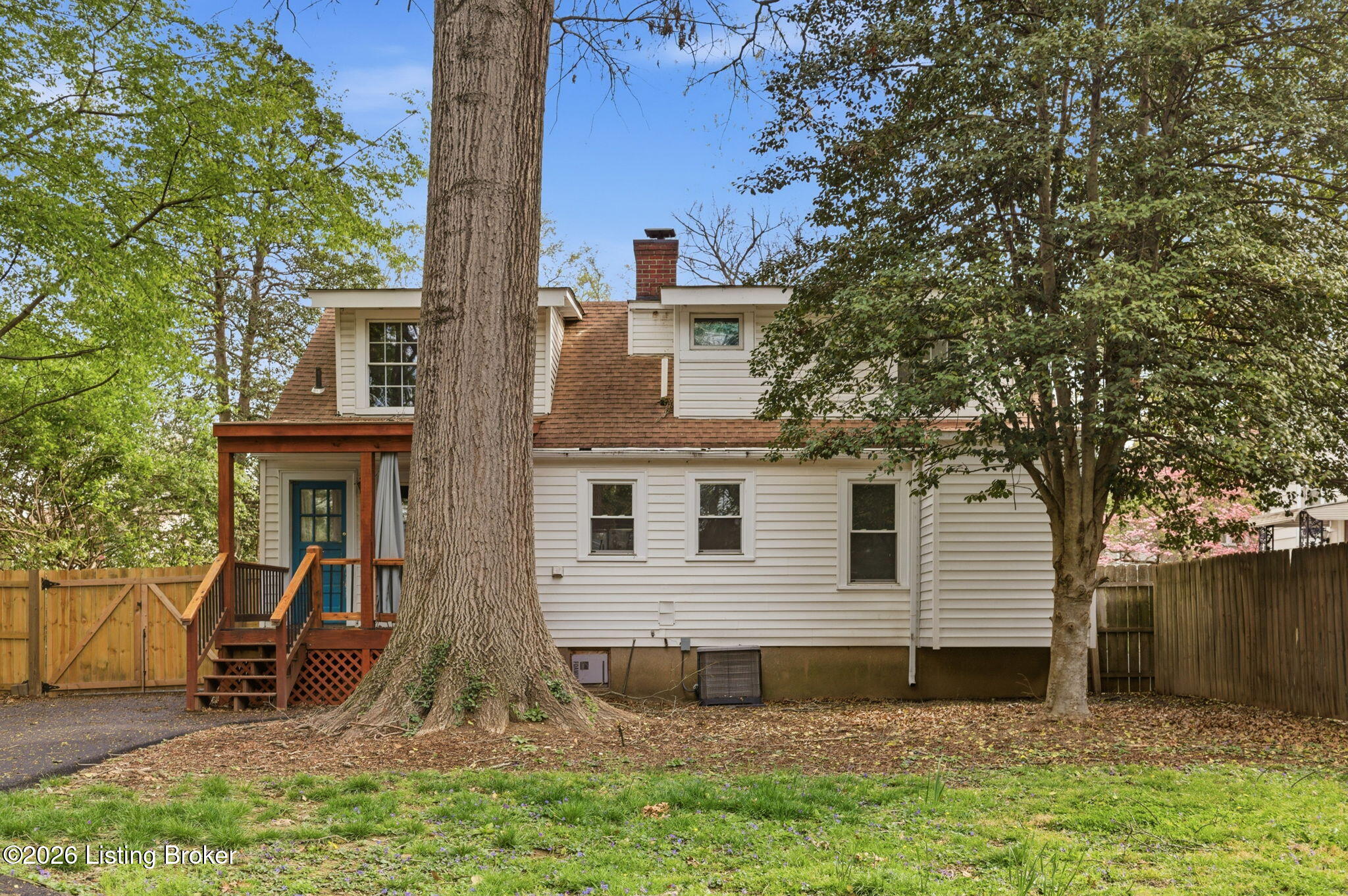 350 Belvar Ave