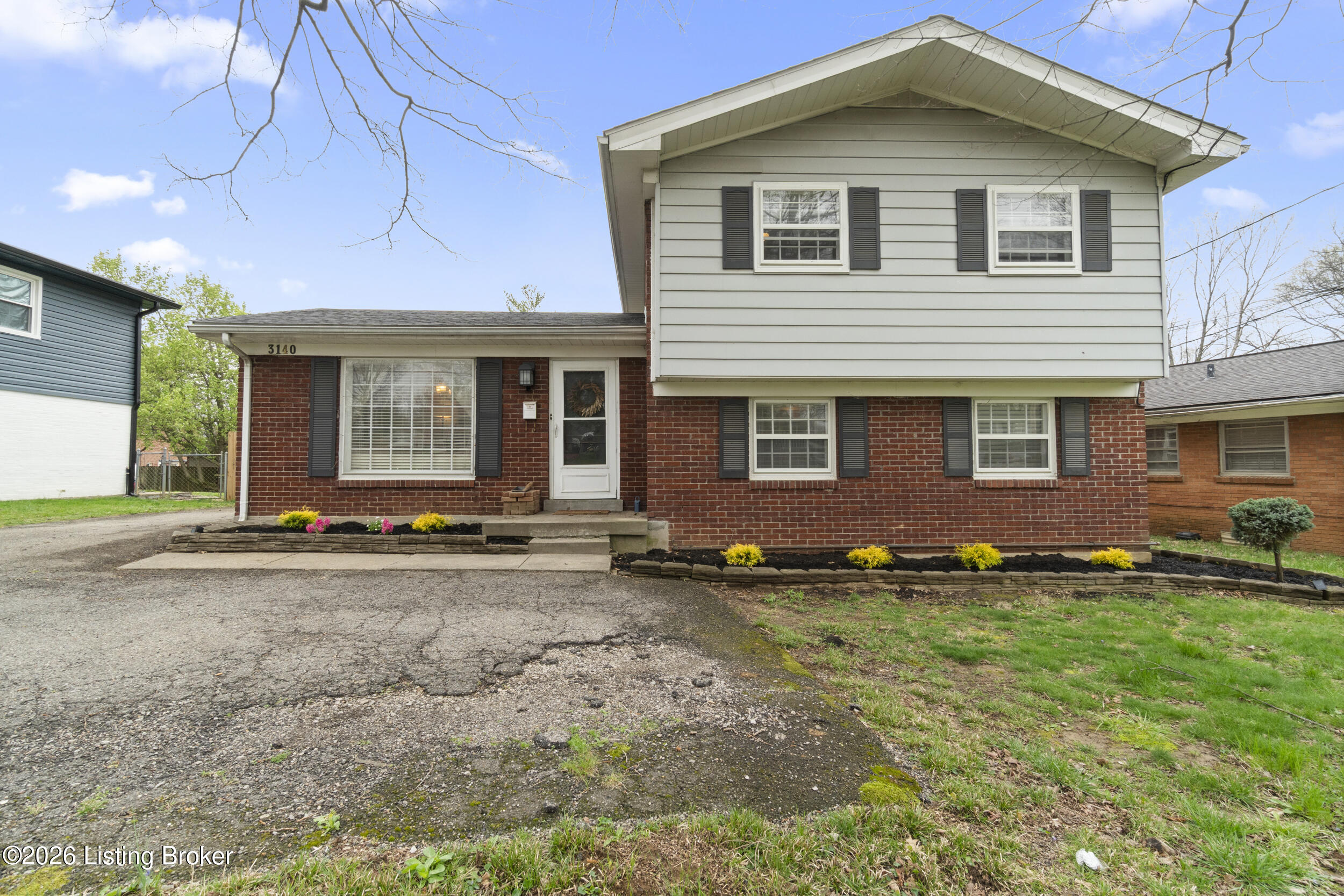 3140 Hunsinger Ln