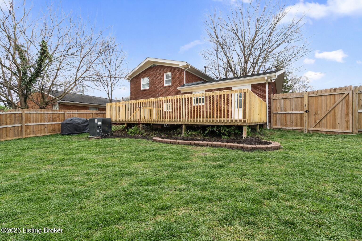 3140 Hunsinger Ln