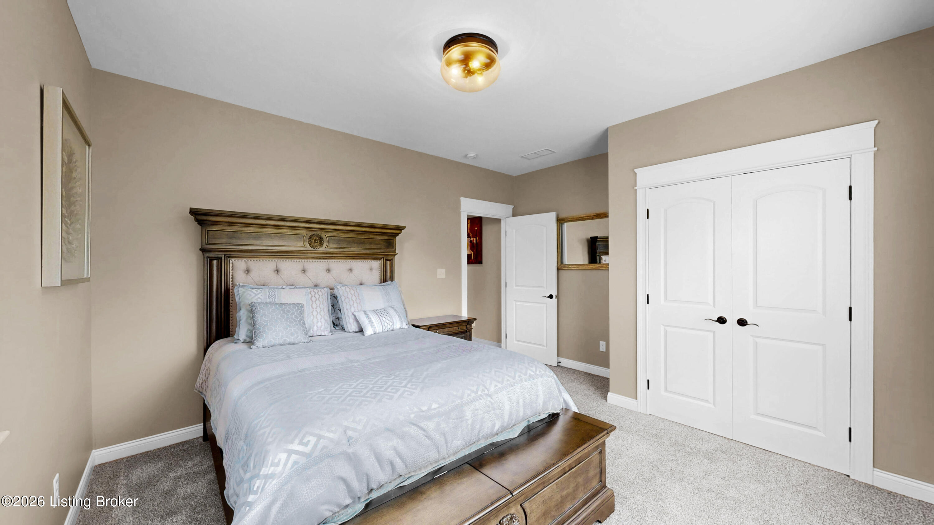 8022 Wooded Ridge Dr
