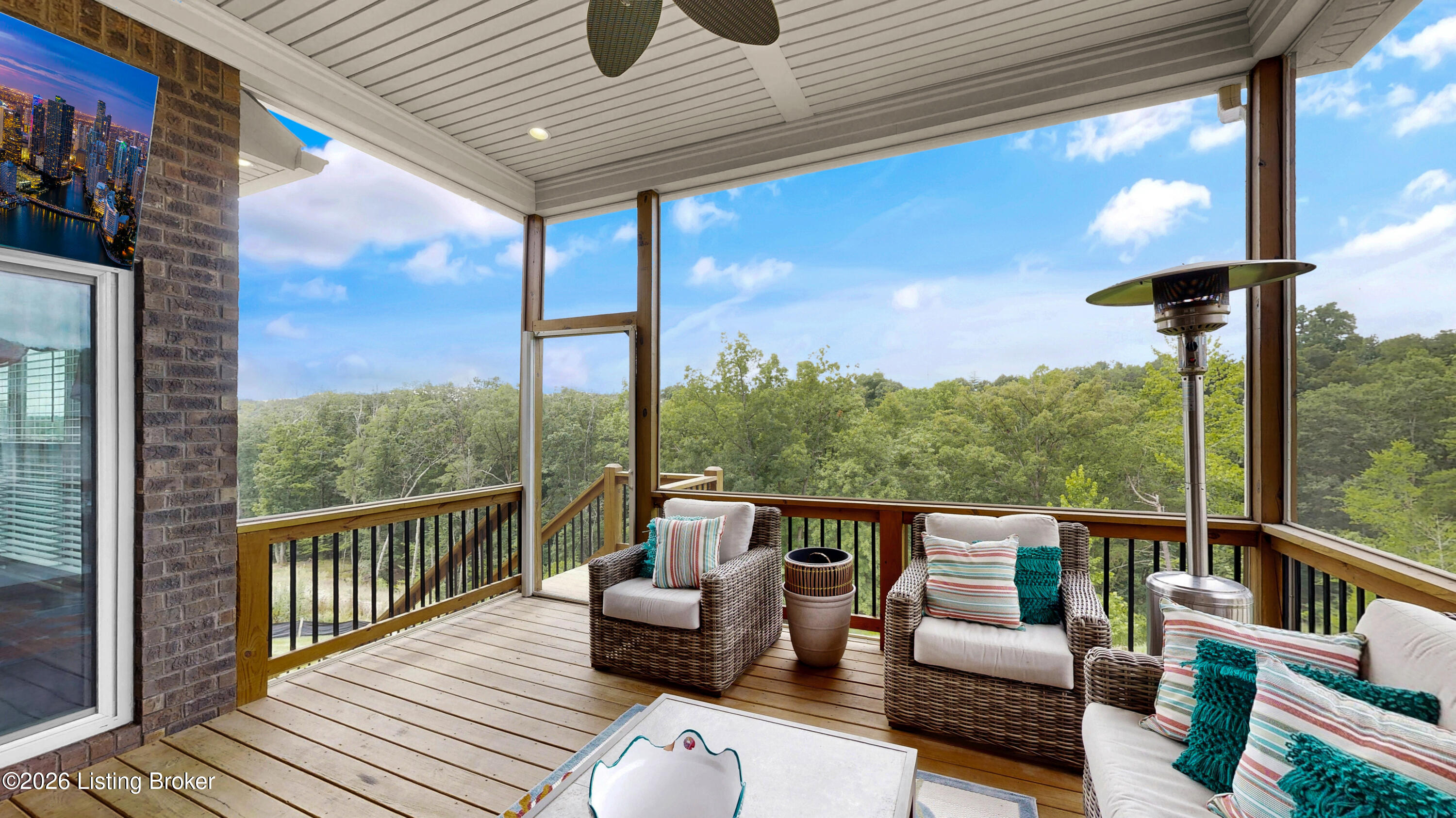 8022 Wooded Ridge Dr