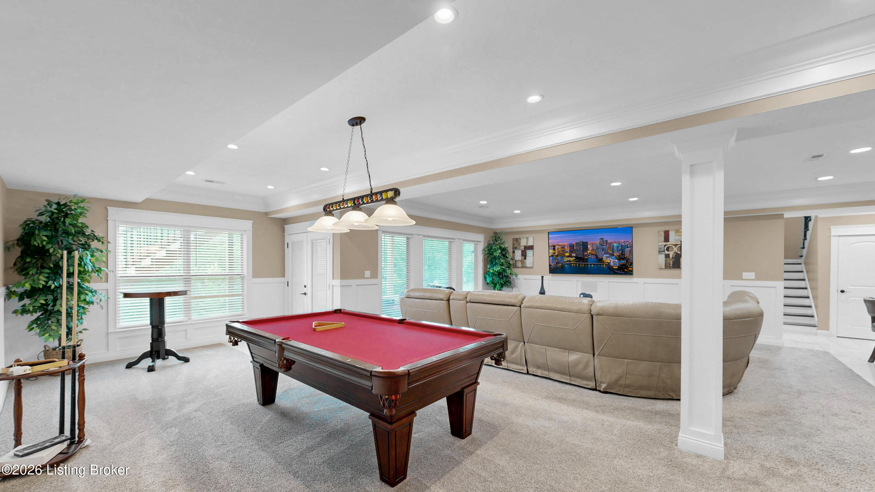 8022 Wooded Ridge Dr