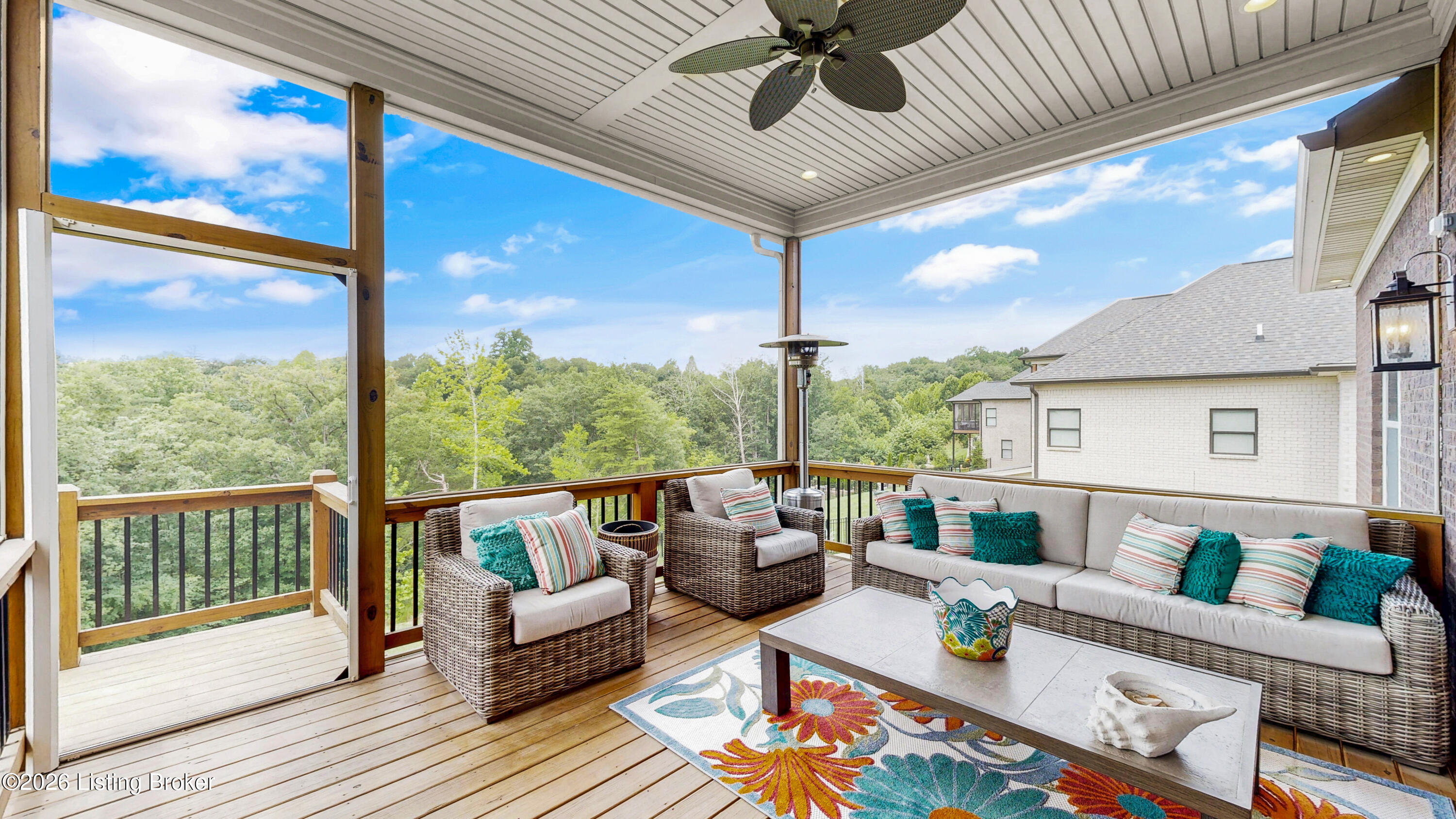 8022 Wooded Ridge Dr