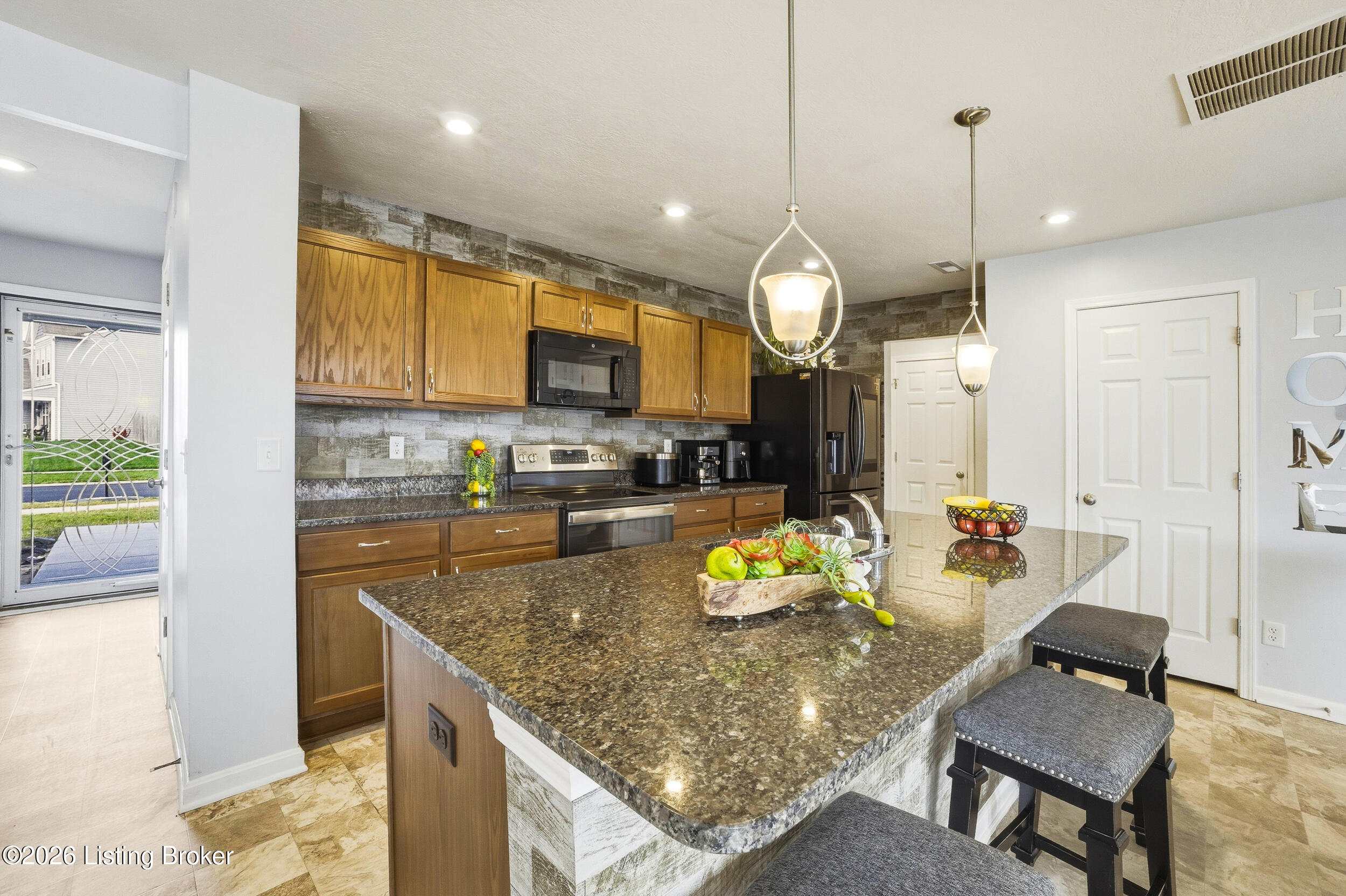 400 Boulders West Dr