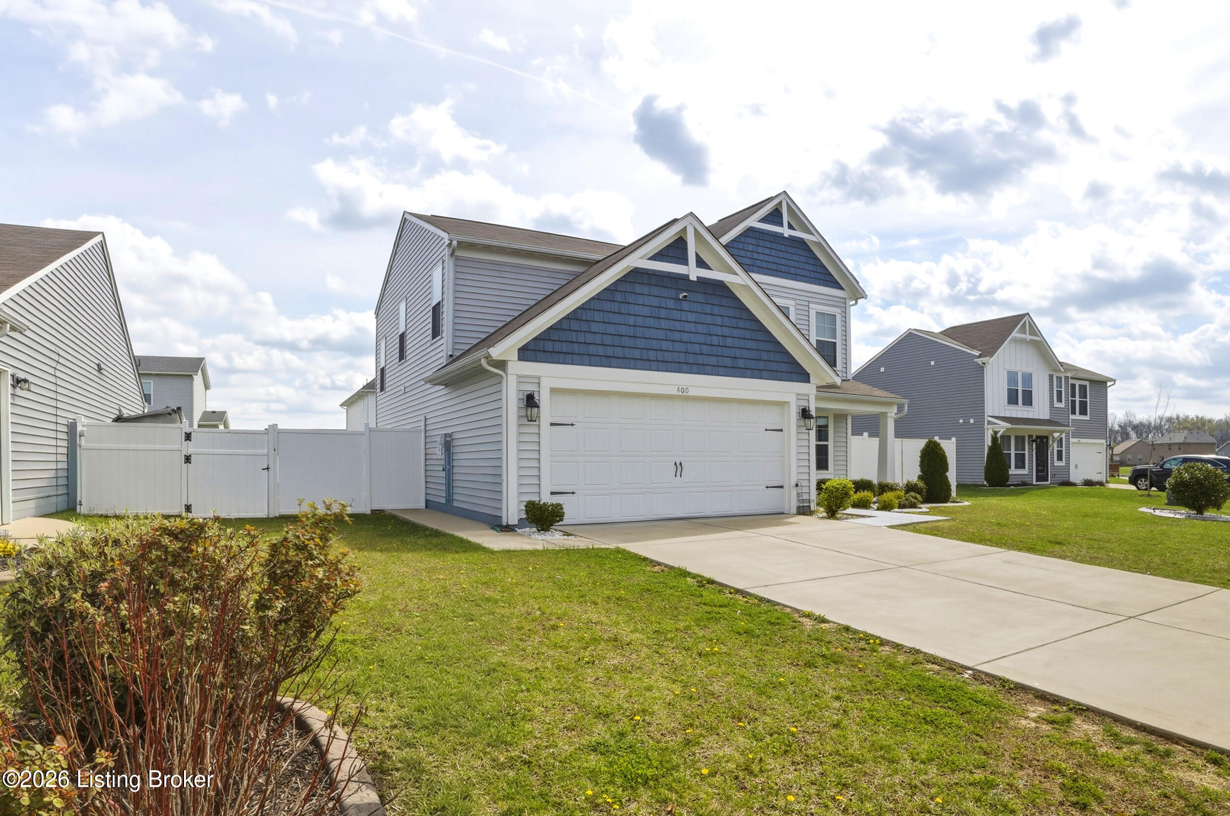 400 Boulders West Dr