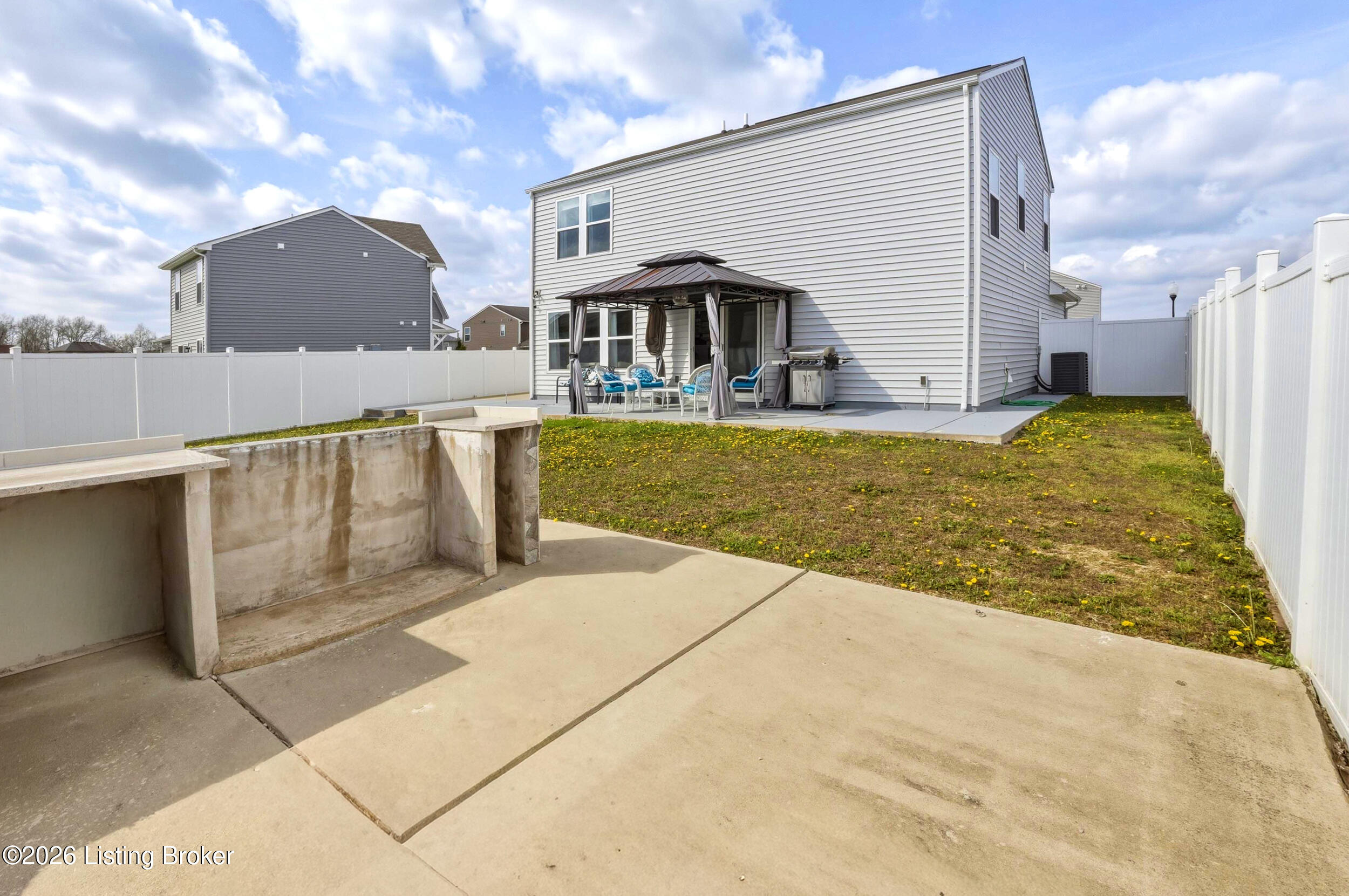 400 Boulders West Dr