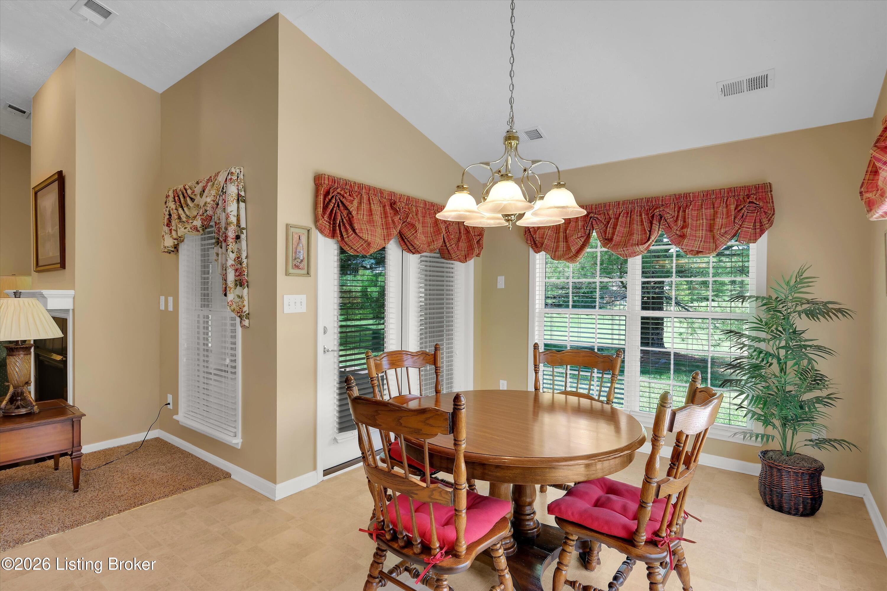 10407 Dove Chase Cir