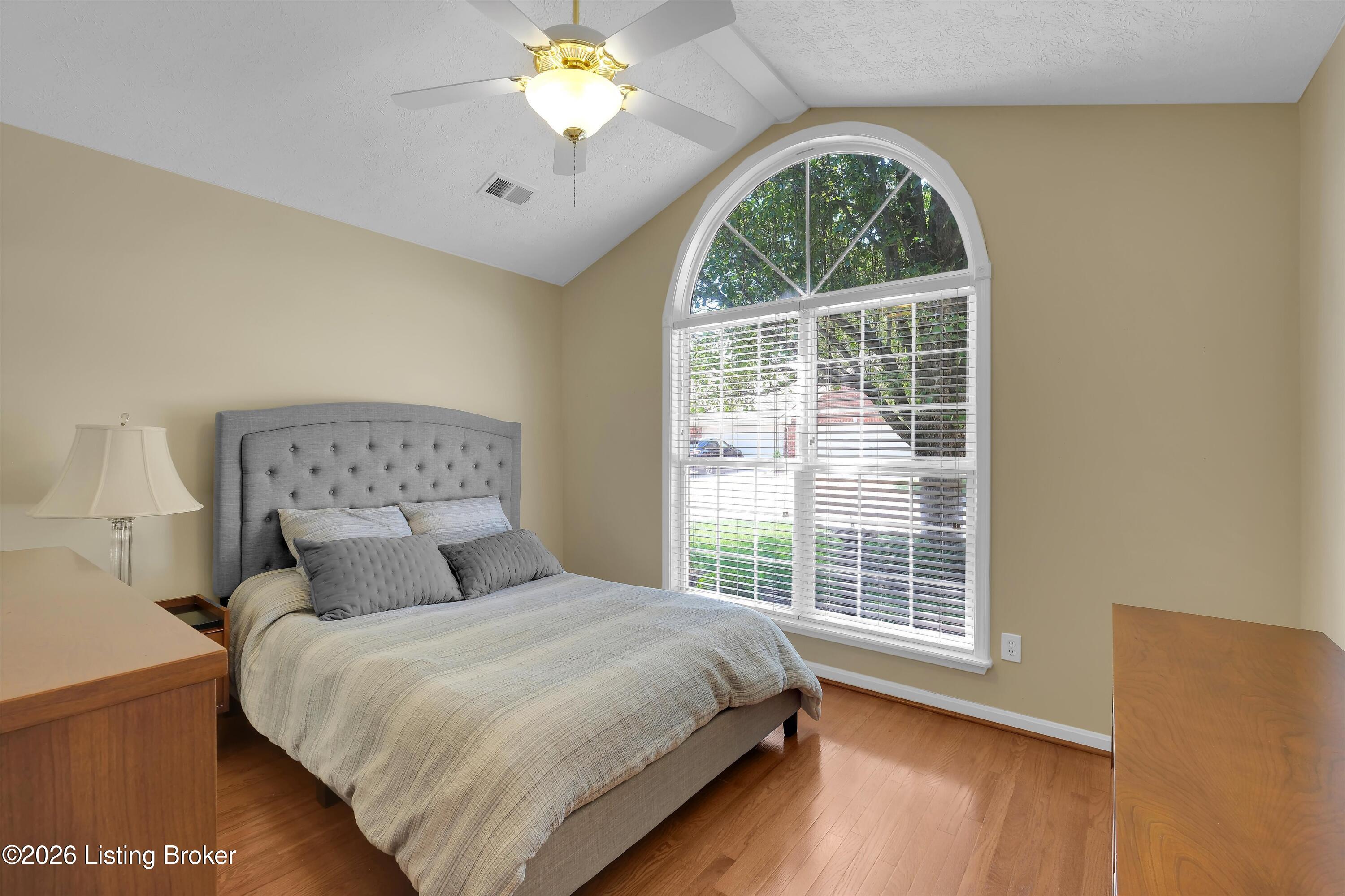 10407 Dove Chase Cir
