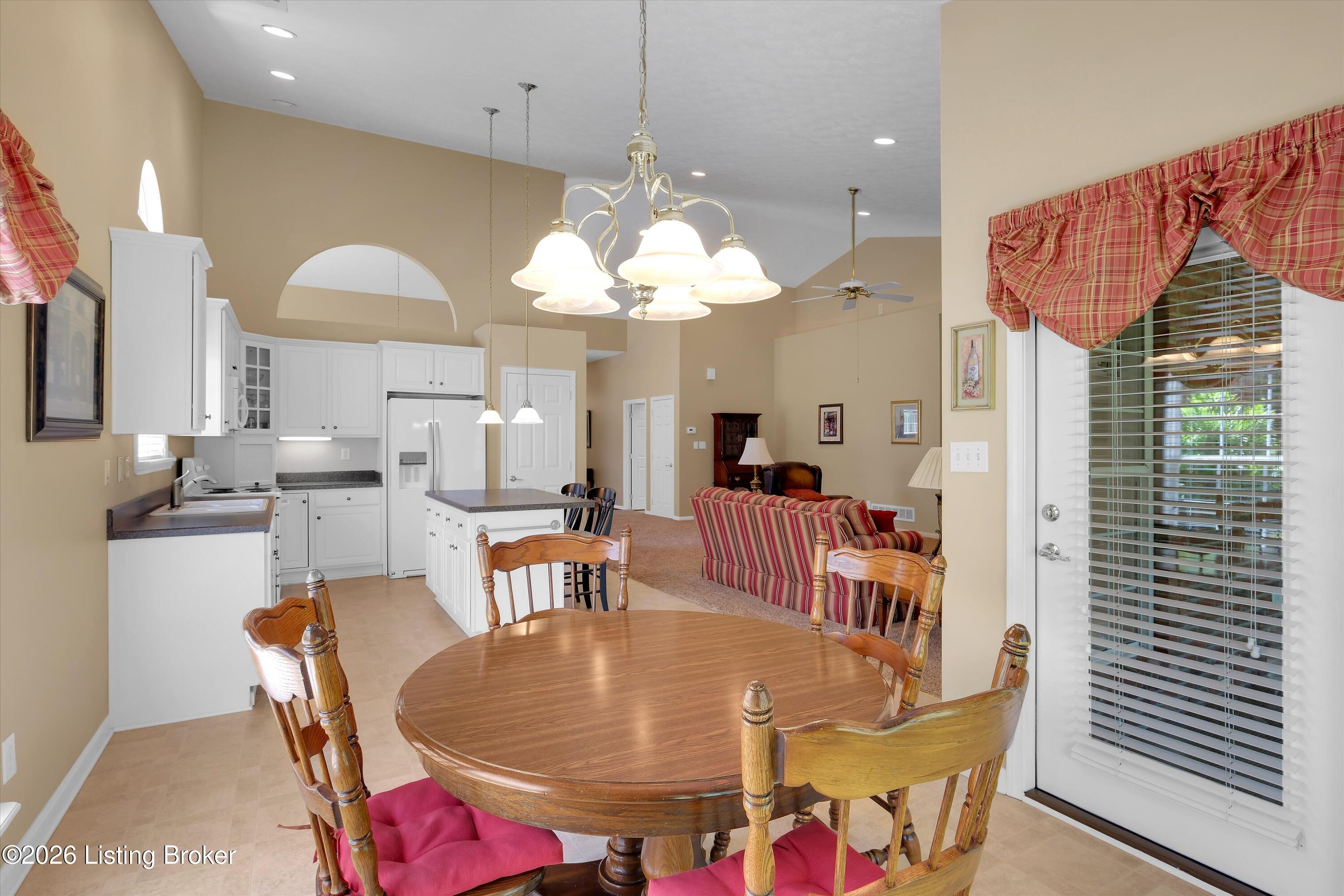 10407 Dove Chase Cir