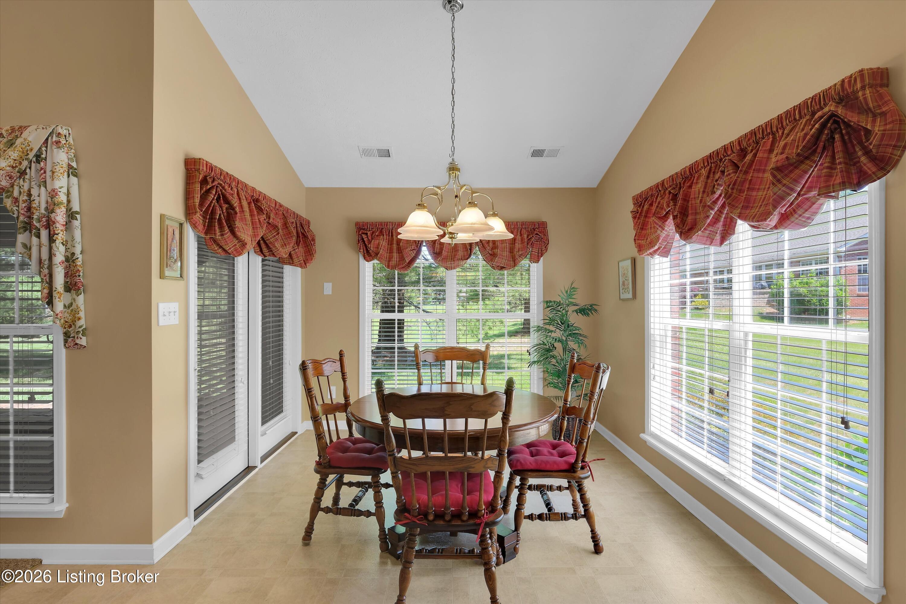 10407 Dove Chase Cir