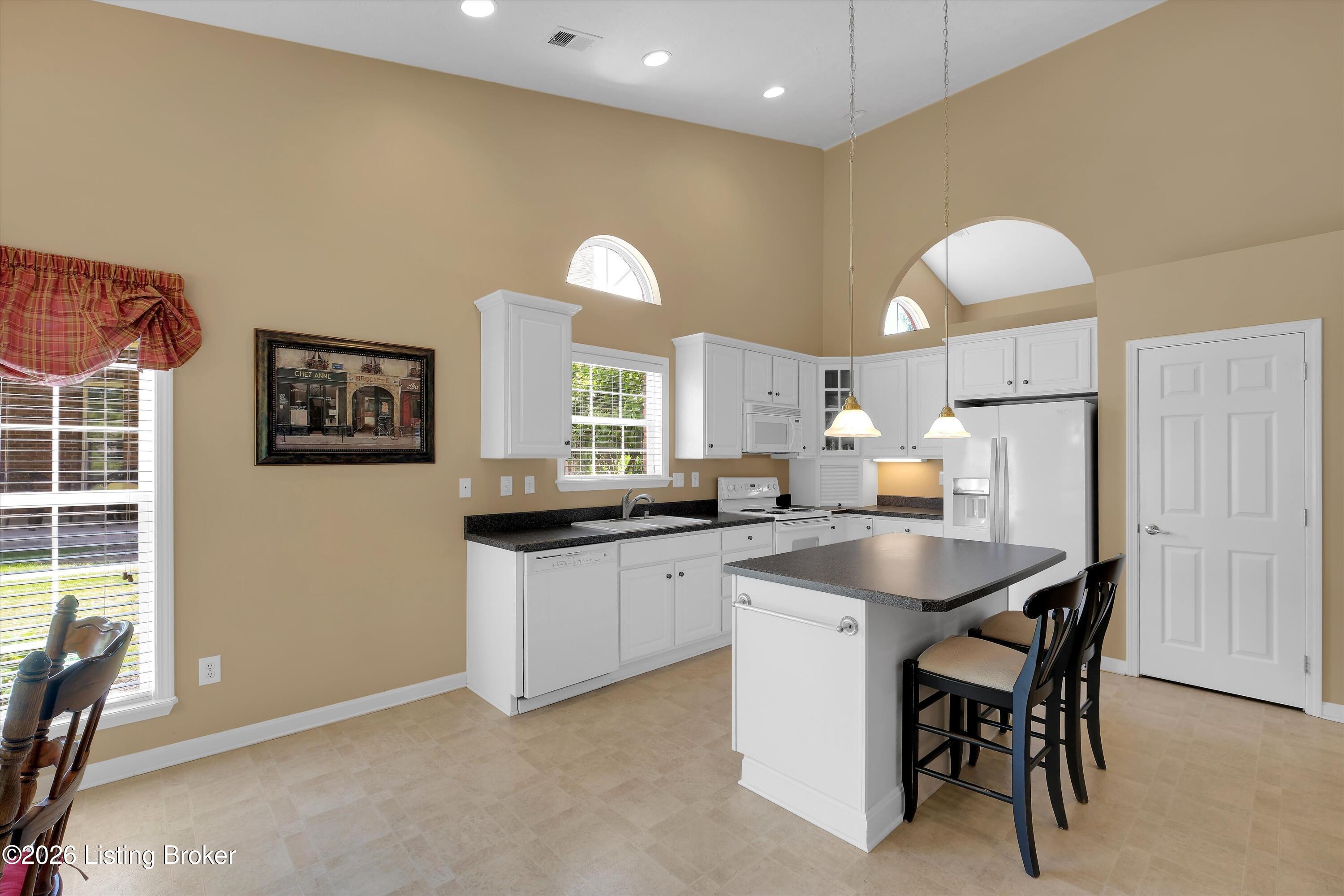 10407 Dove Chase Cir