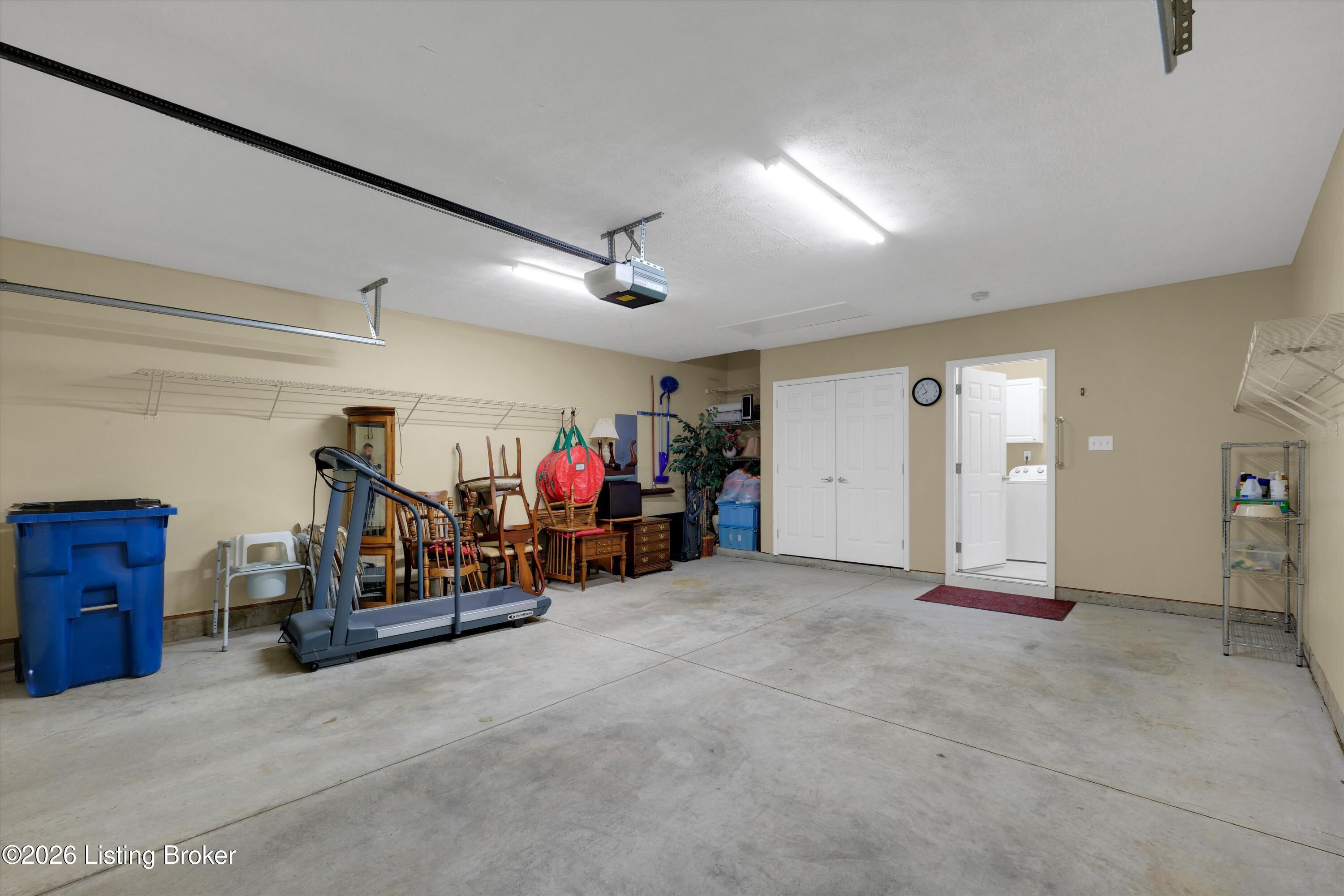 10407 Dove Chase Cir