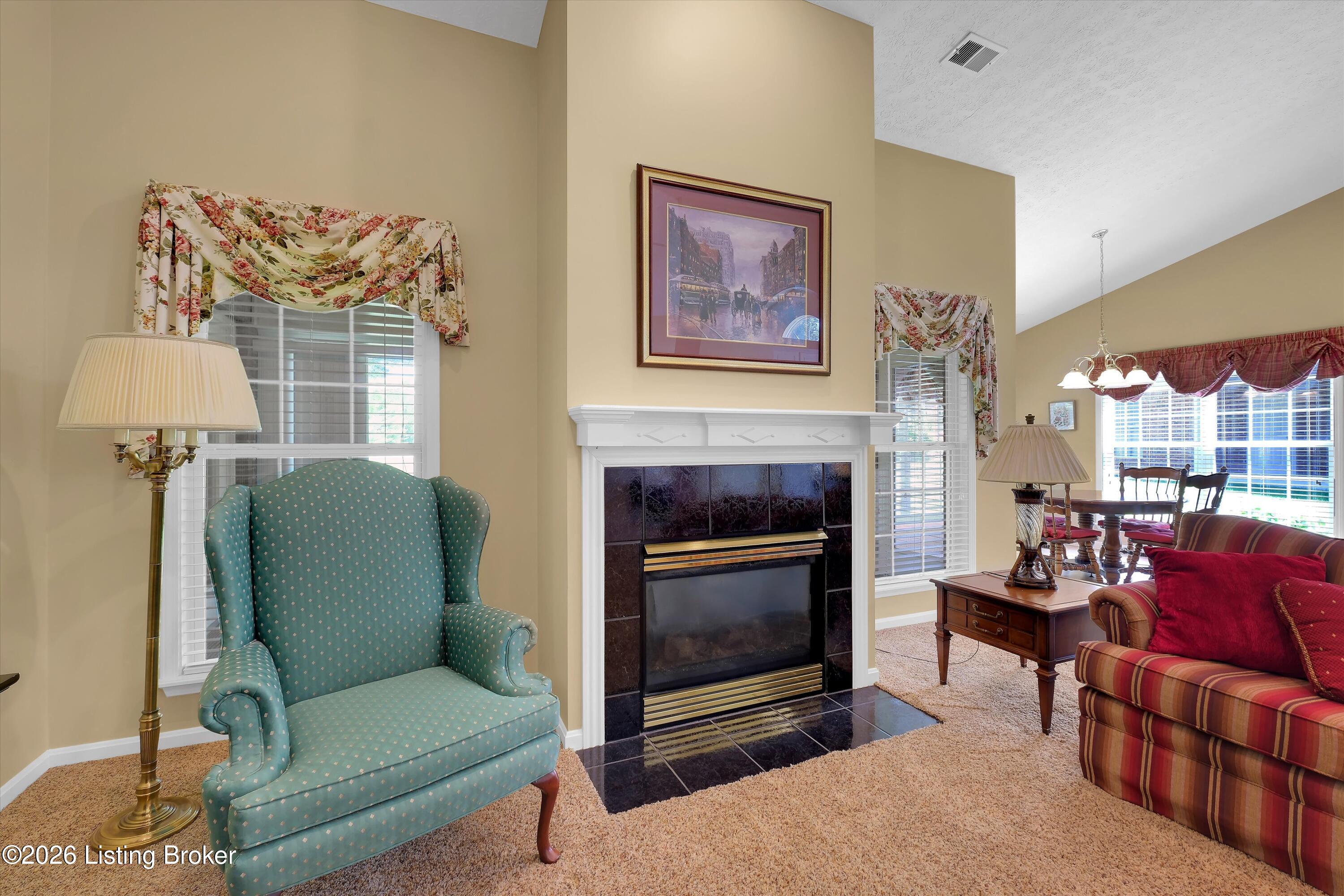 10407 Dove Chase Cir